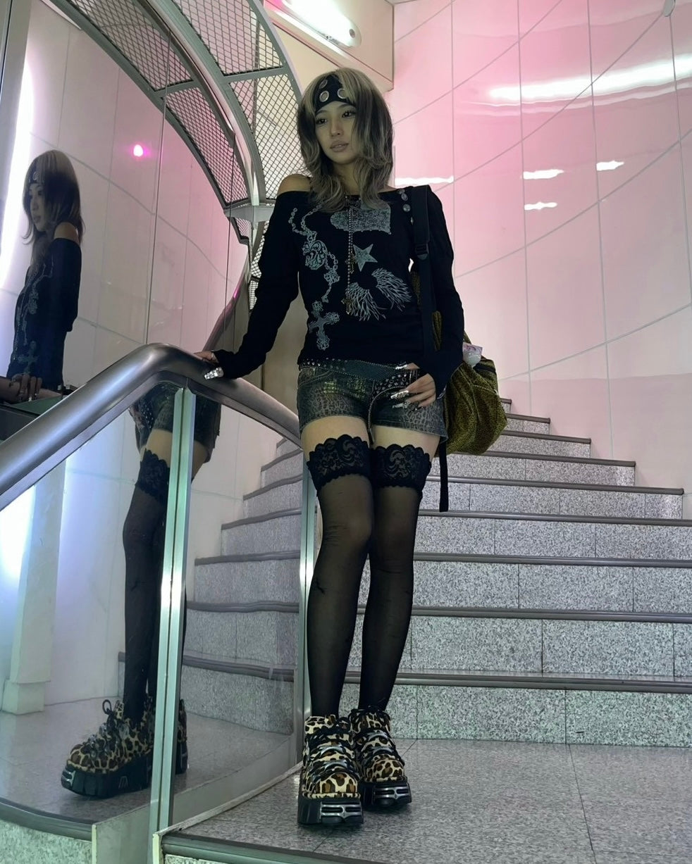 国際配送【BABY09】one-shoulder graffiti tops