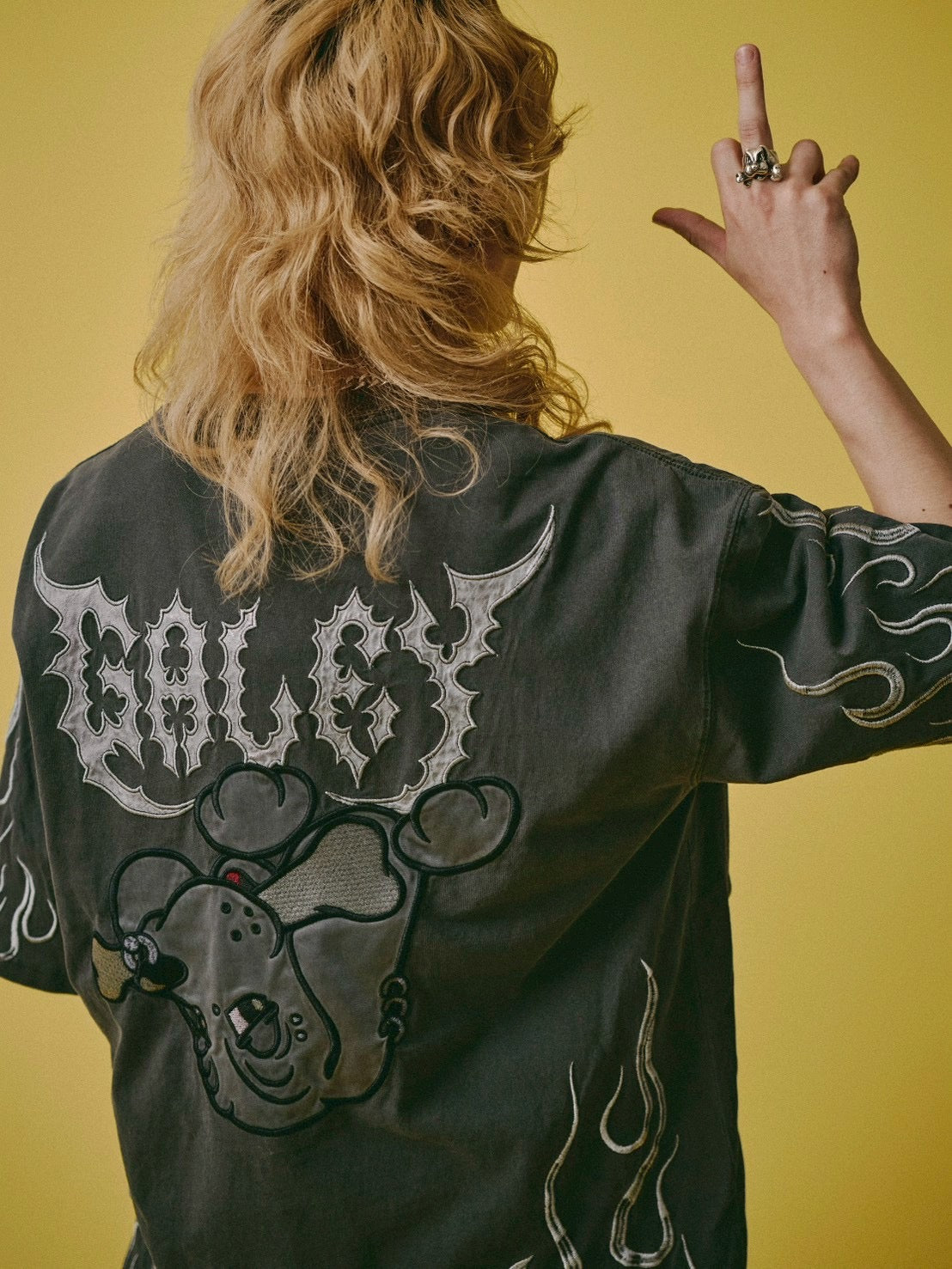 【GALFY】骨が見えしTシャツ