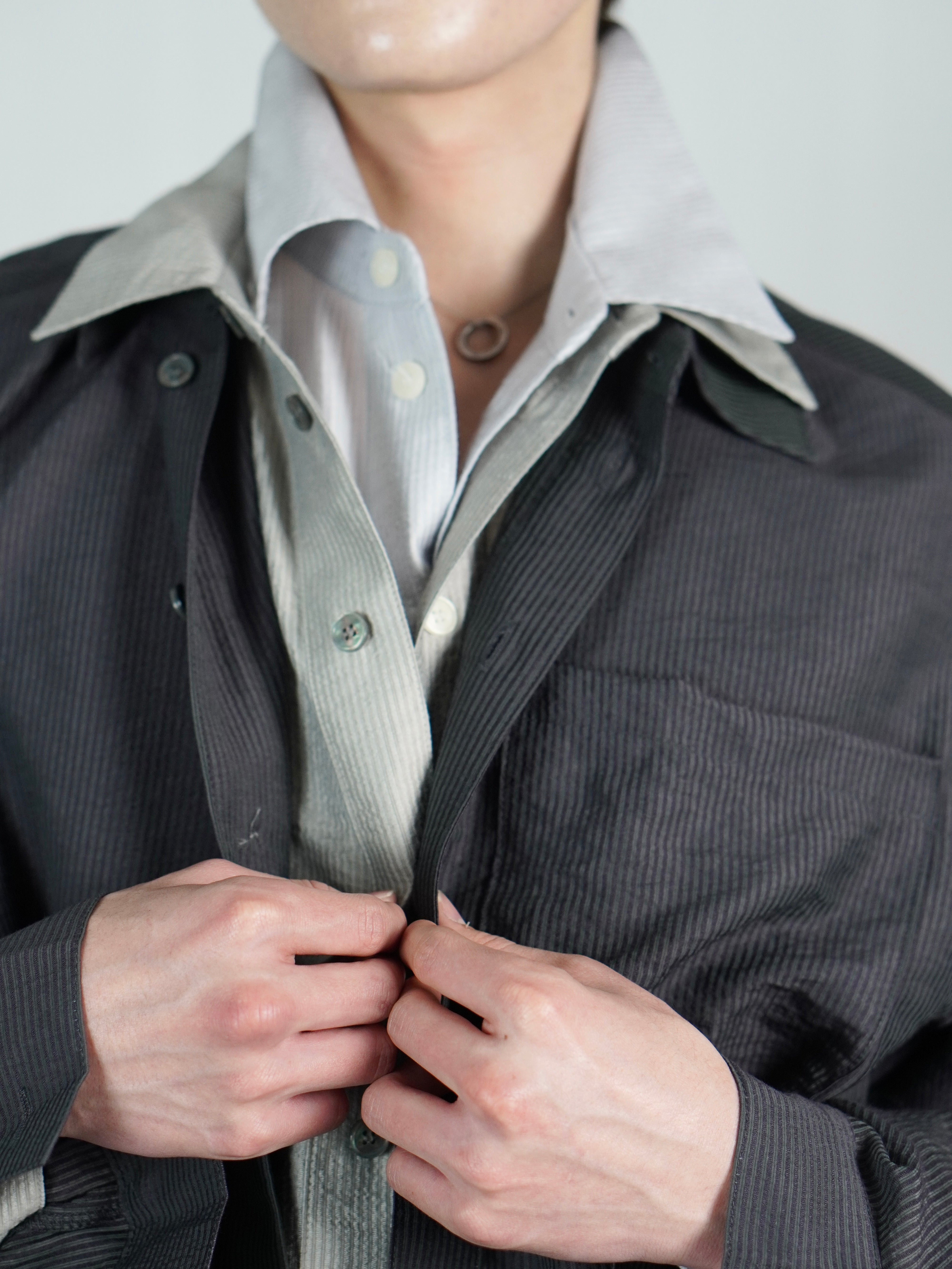 5/8 20:00 発売 受注制【Chikashitsu +】soft cropped stripe shirt (3color)