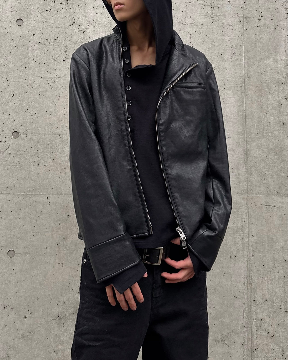 【Lee fi Ne】 Offset Hooded Henley Top