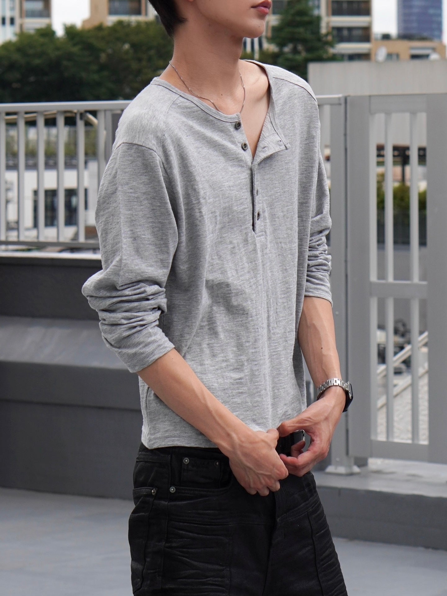【CHIKASHITSU PLUS HIGH】Steel button henley neck tee (3color)