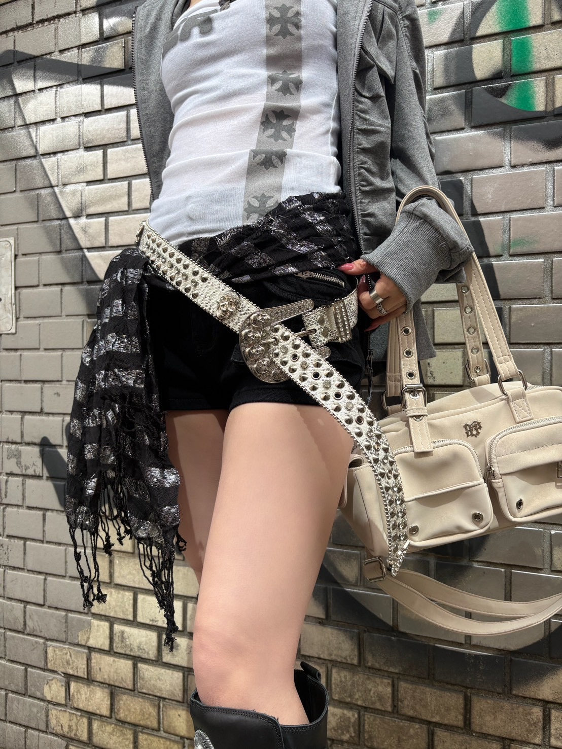 国際配送【BABY09】 Skull Studded Belt (3color)