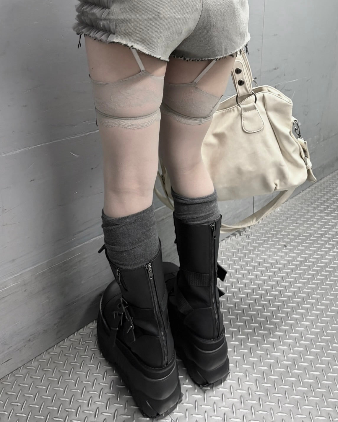 受注制【nmtc+】Flower Lace Garter Stockings (3color)