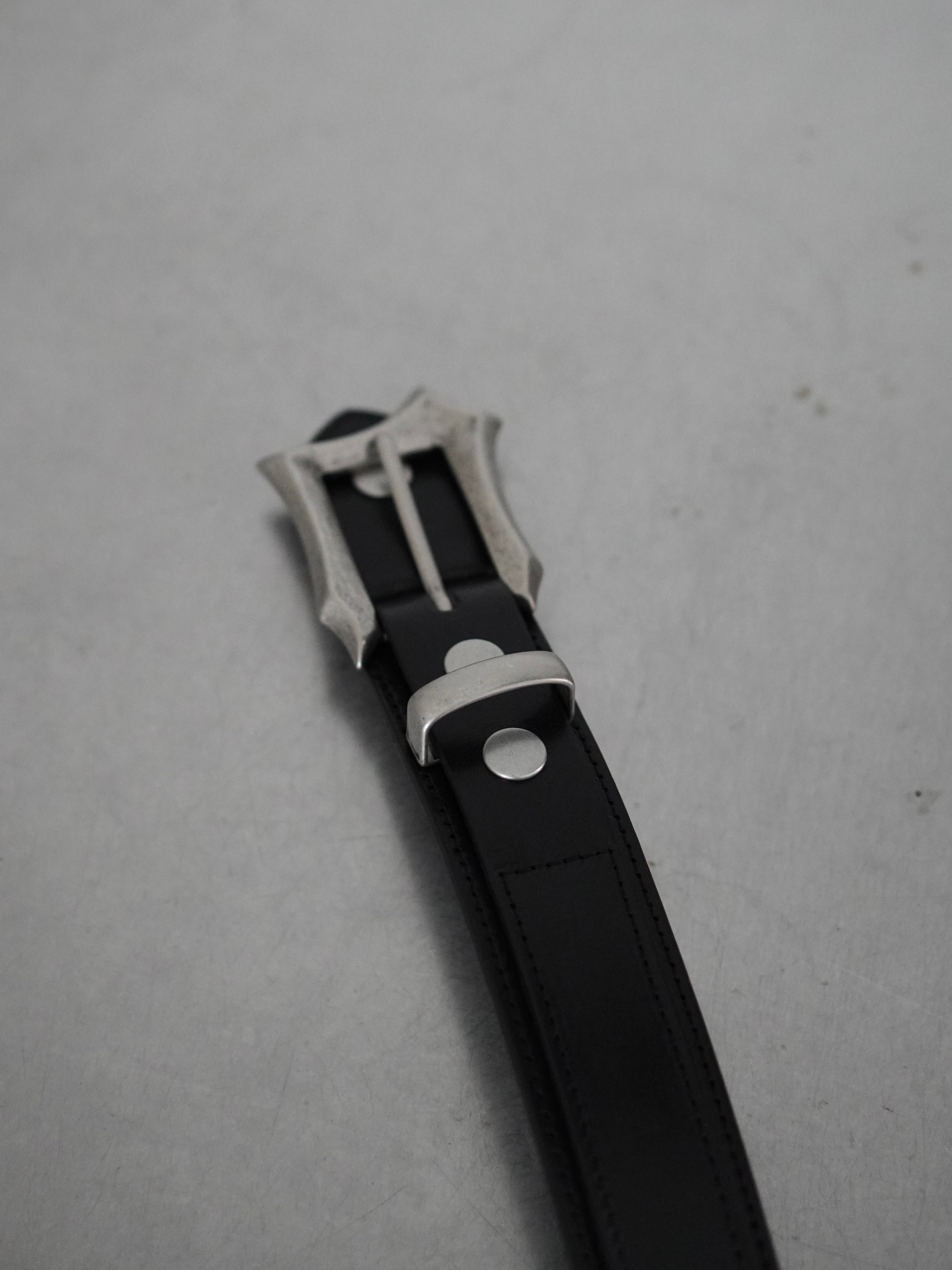 【CHIKASHITSU PLUS HIGH】Layered leather eyelet belt