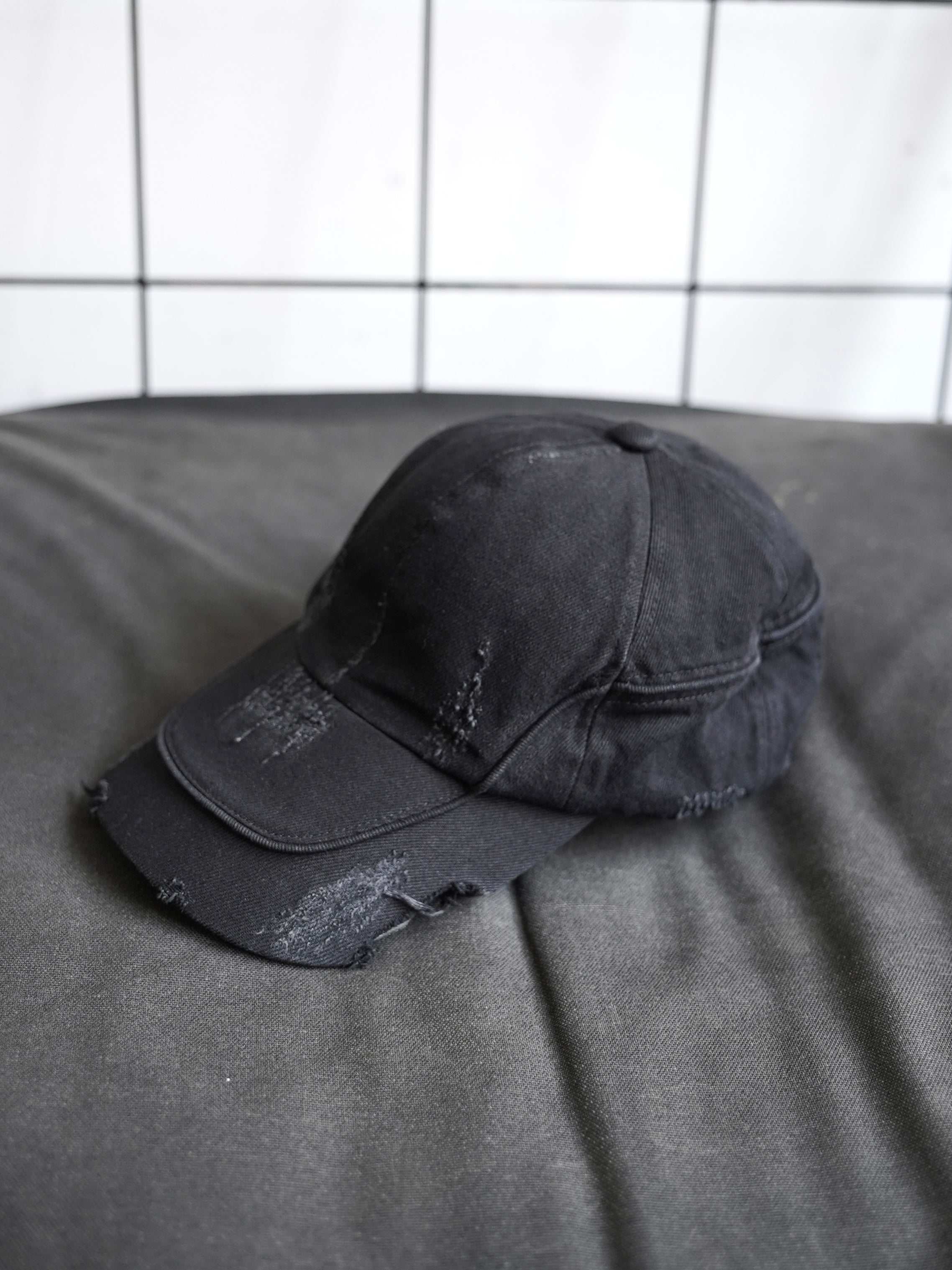 CHIKASHITSU PLUS HIGH】Arch washed denim cap (wash black