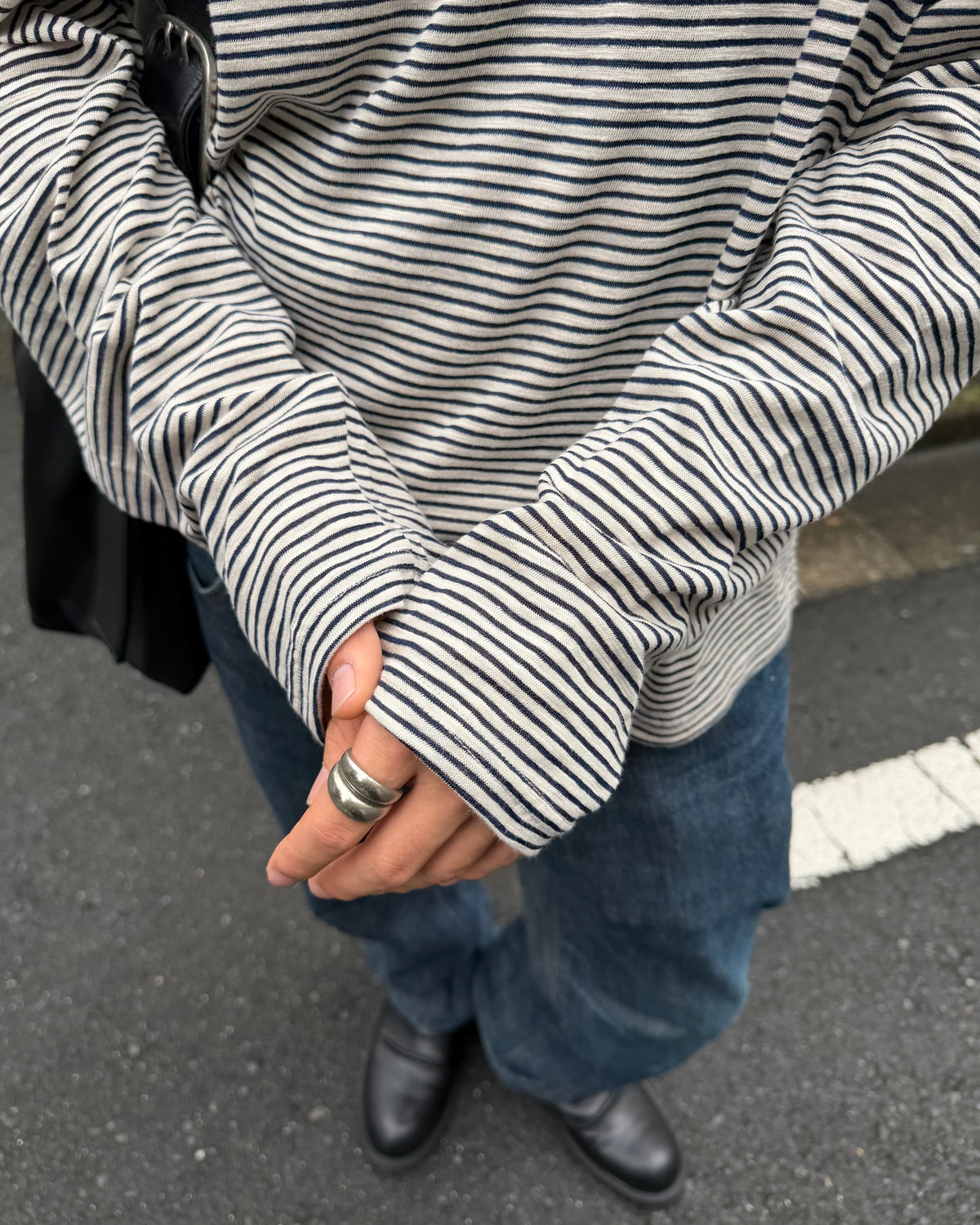 東京店WEB限定受注制【Chikashitsu +】cropped border long sleeve tee (2color)