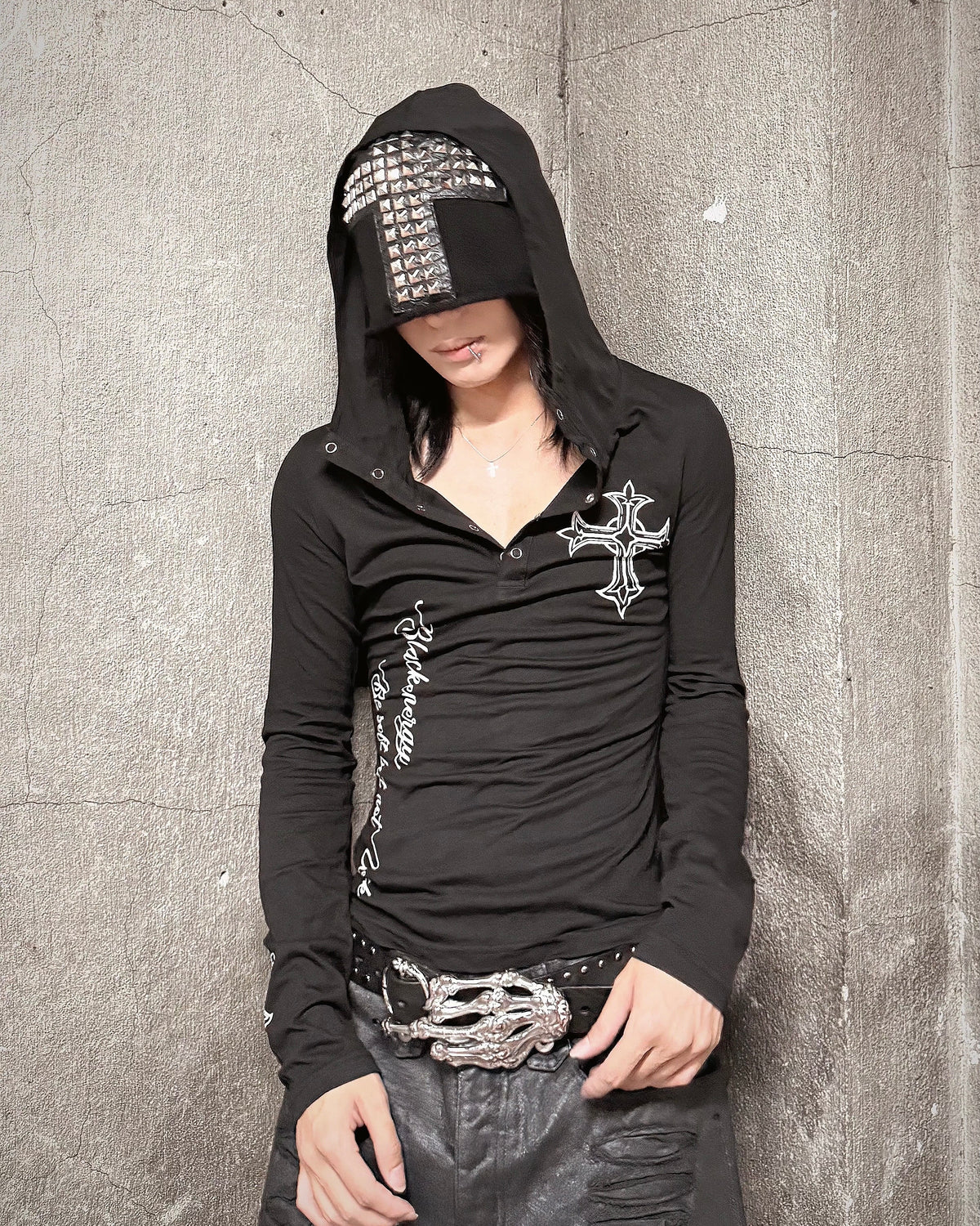 国際配送【Never mind the XU】CROSS STUDDED BEANIE