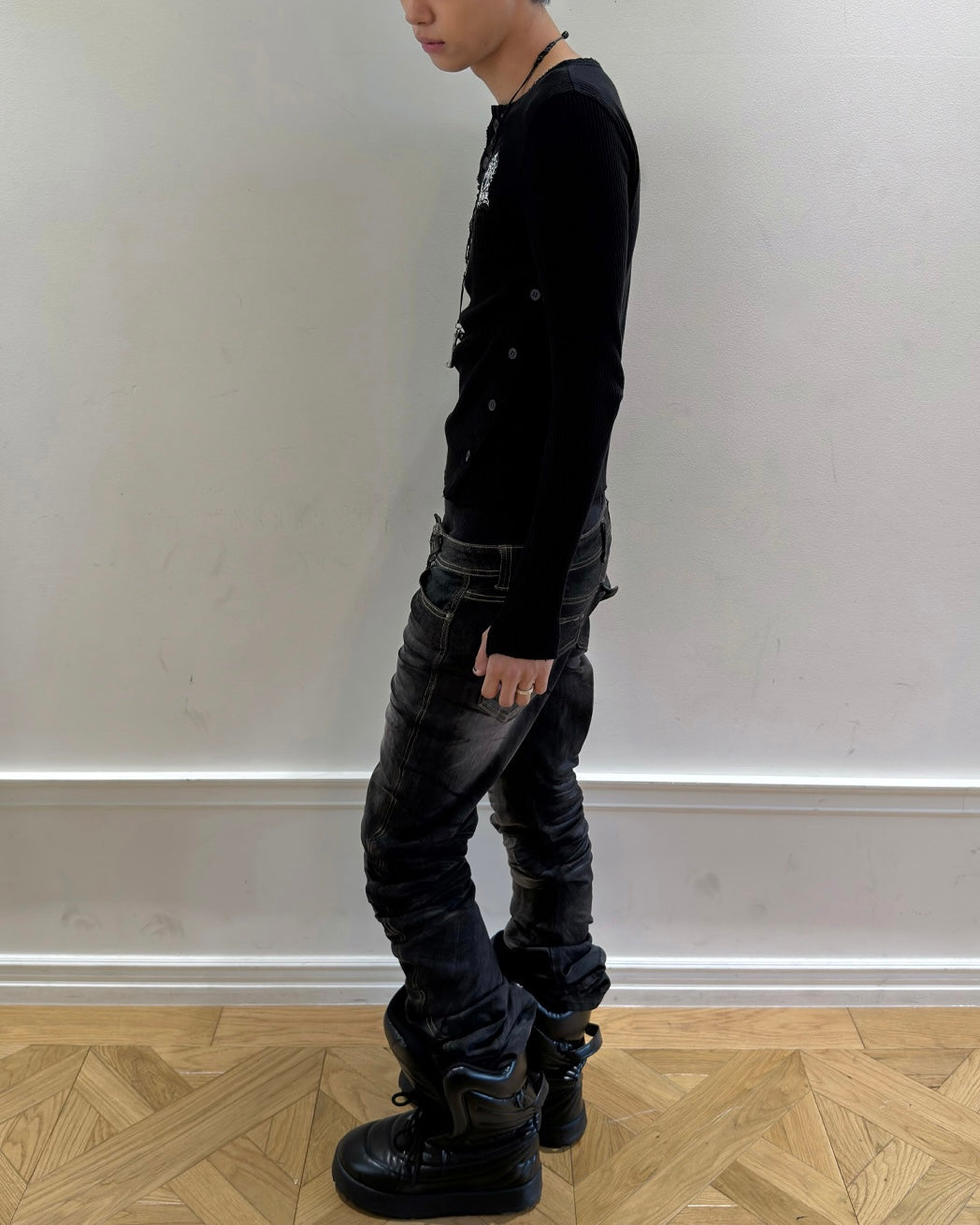 【LECYTO】Glitch Washed Curved Denim Pants