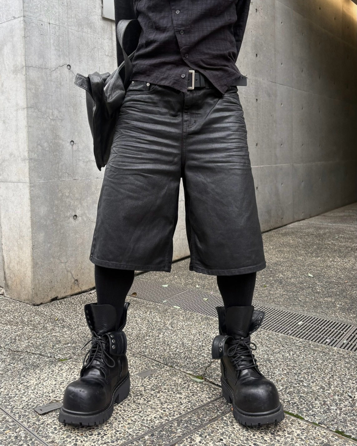 受注制【nmtc+】Coated shirring bermuda pants