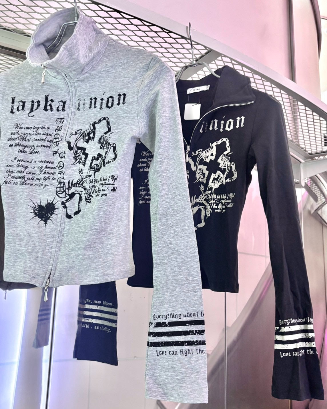 国際配送【BABY09】y2k print slim zipup top