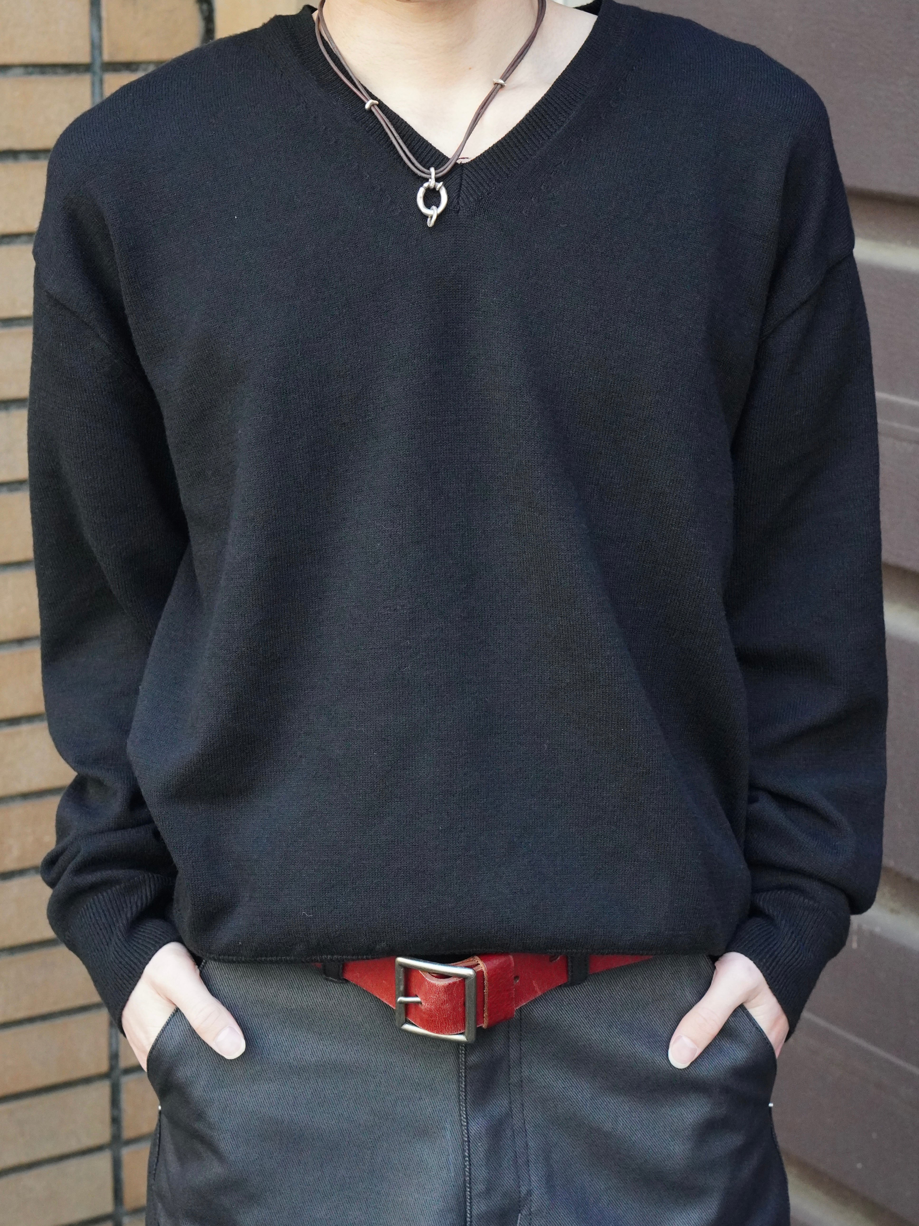 東京店WEB限定【Chikashitsu +】cropped vneck knit (3color)