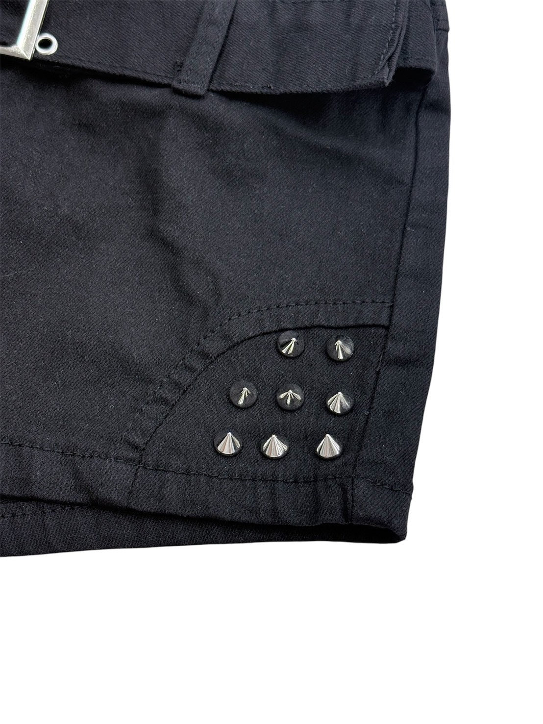 受注制【nmtc+】Studded Belt Shorts