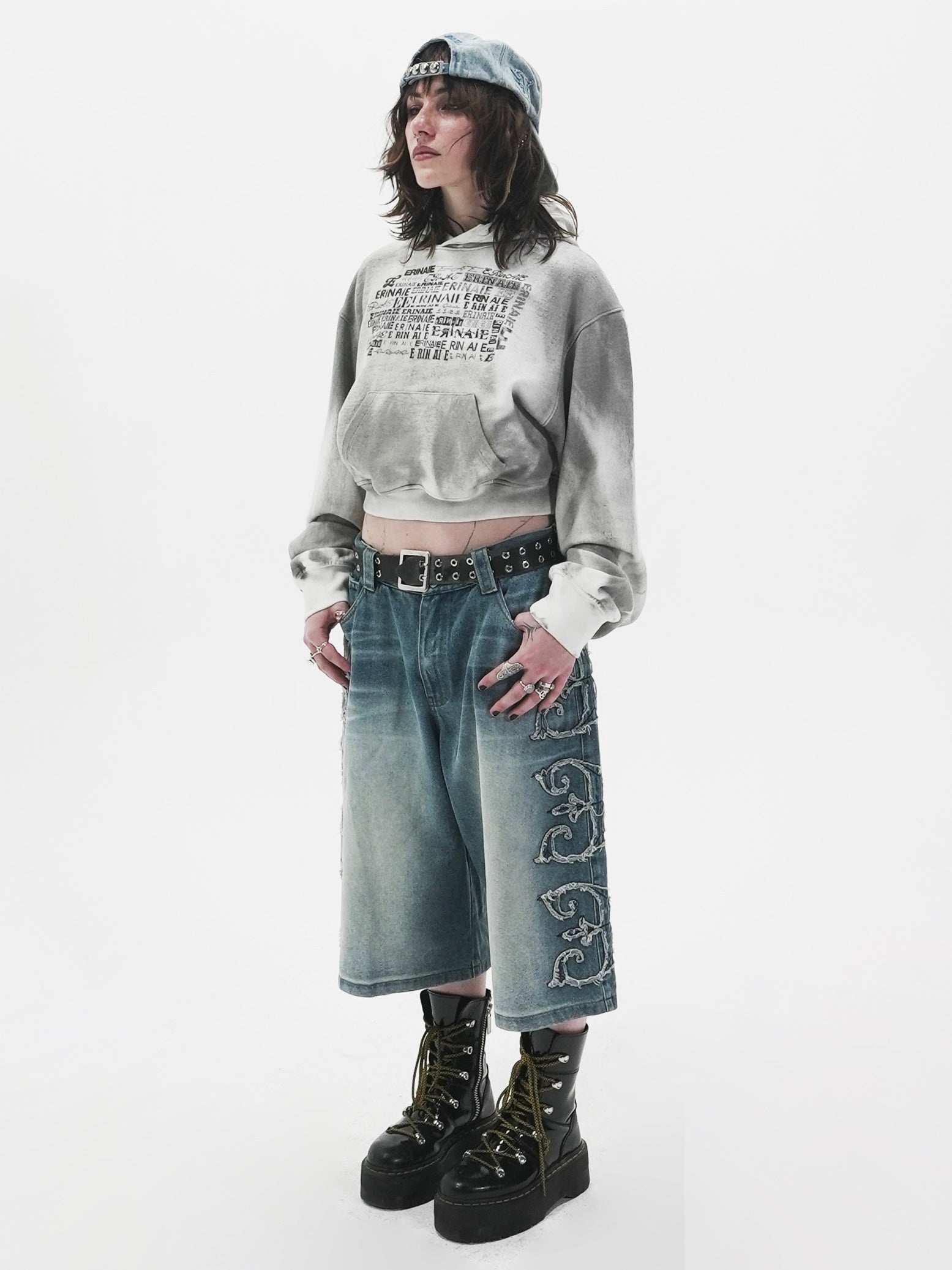 【E RIN AI E】MULTIVERSE RUST CROP HOODIE