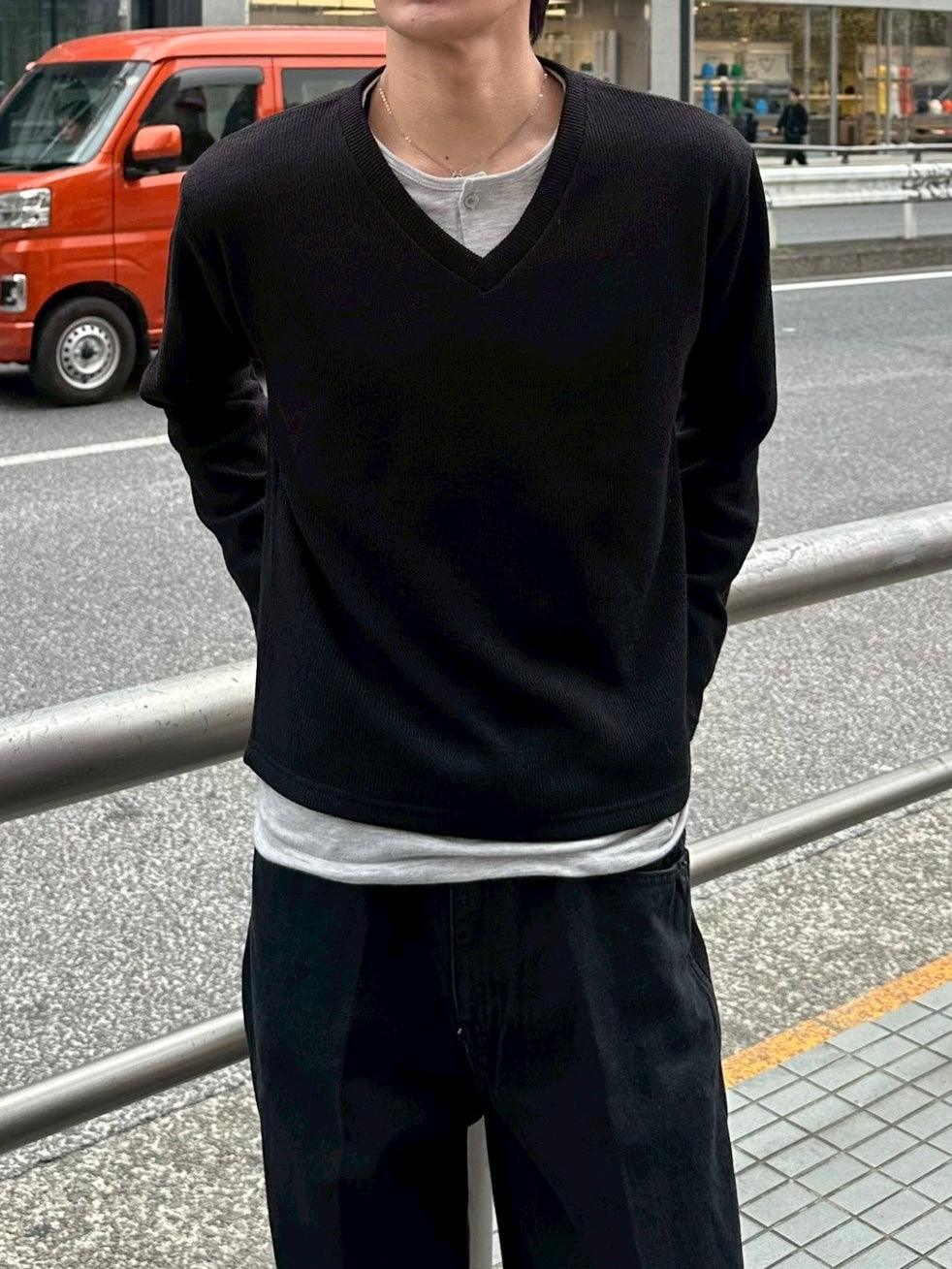 大阪店WEB限定受注制【Chikashitsu +】layered v-neck knit (3color)