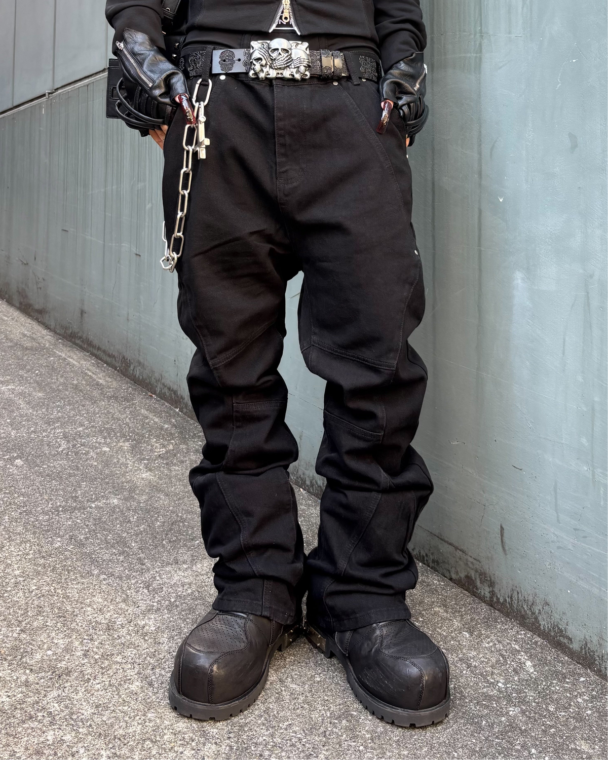 受注制【Never mind the XU】CUTOUT ZIPPER BOOTCUT DENIM (2color)