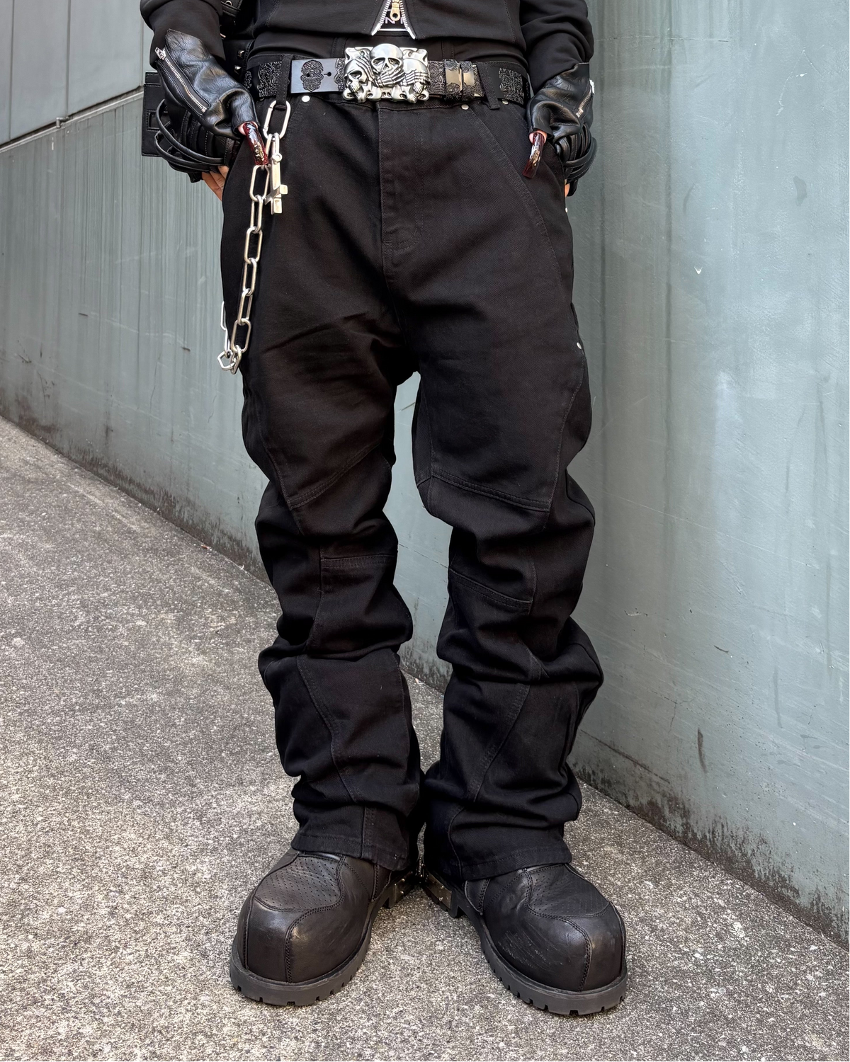 受注制【Never mind the XU】CUTOUT ZIPPER BOOTCUT DENIM (2color)