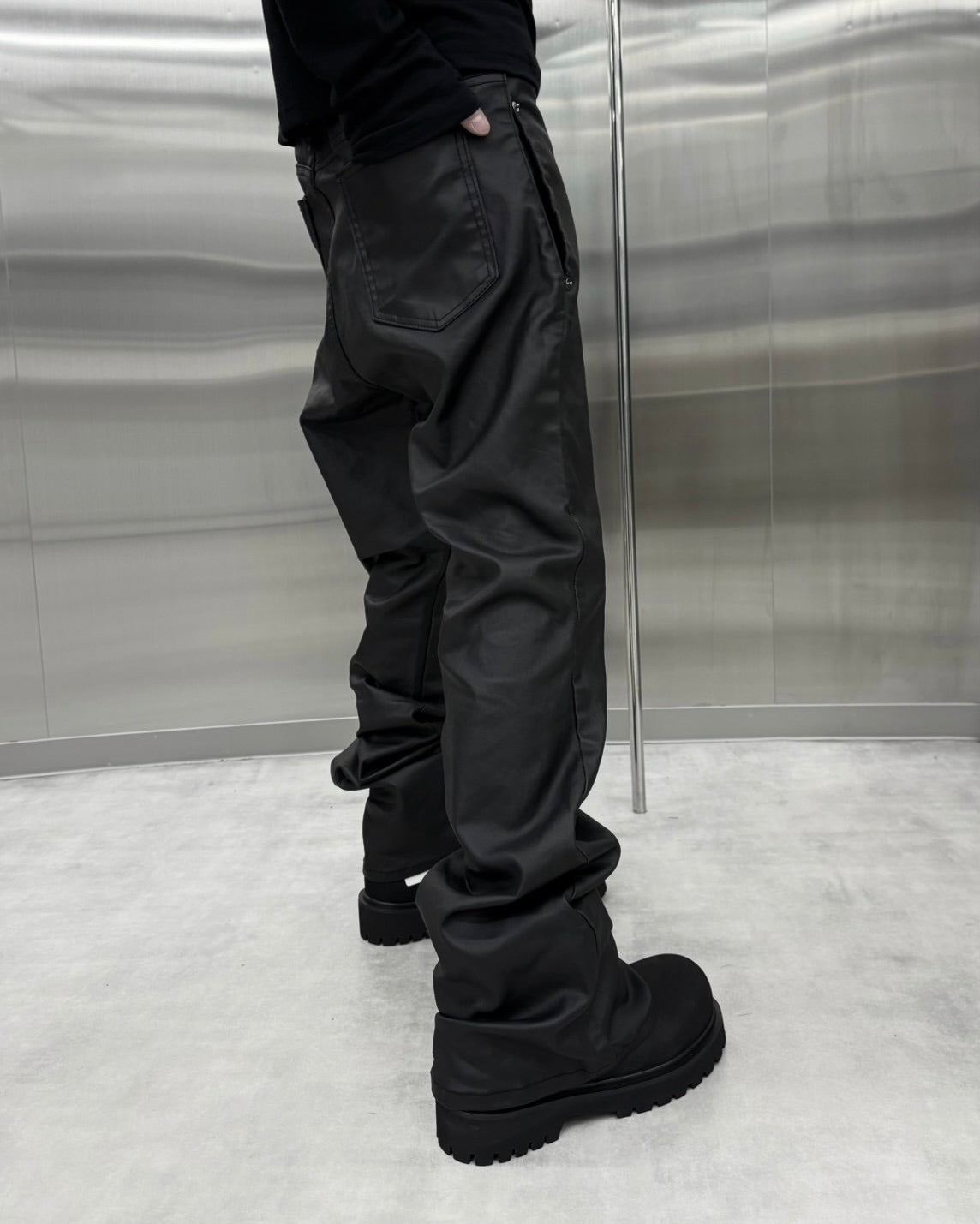 受注制【nmtc+】Coated bootcut washing pants