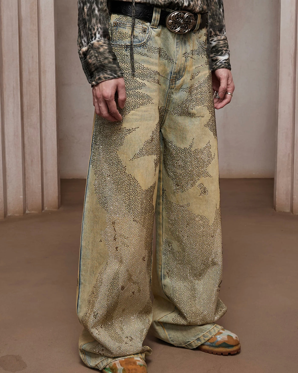 【DND4DES】Rhinestone Dirty Wash Denim Pants
