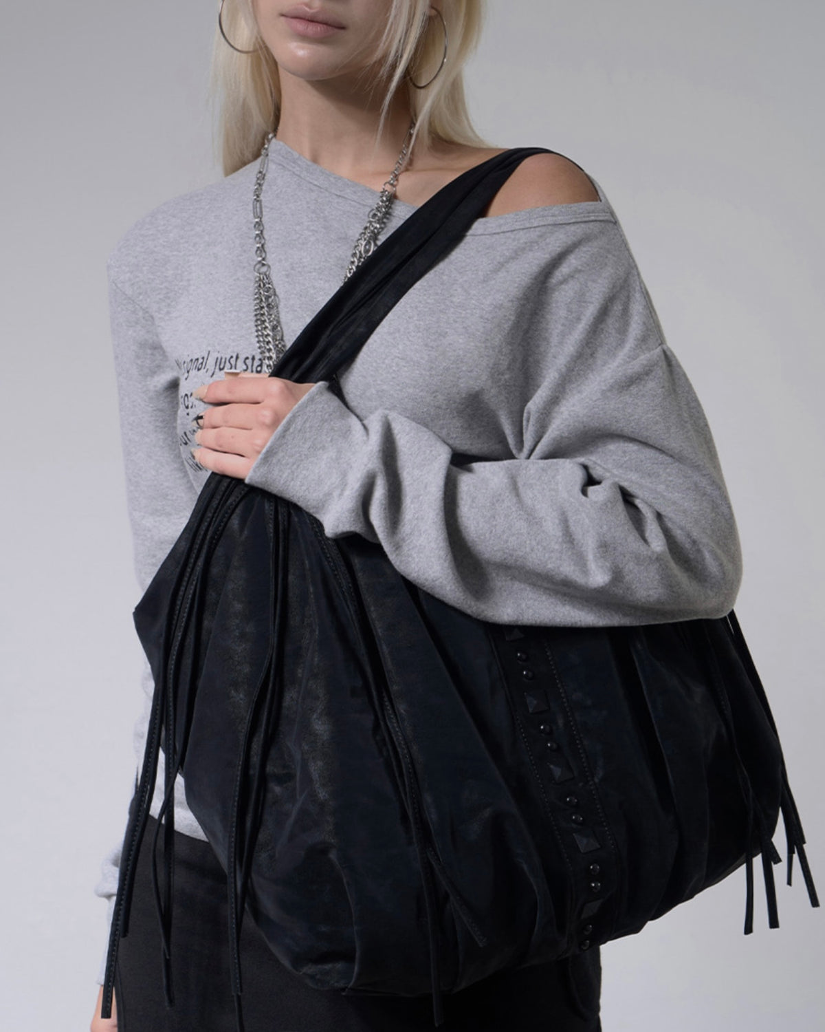 【FANCY CLUB】DRAPE FRINGE HOBO BAG