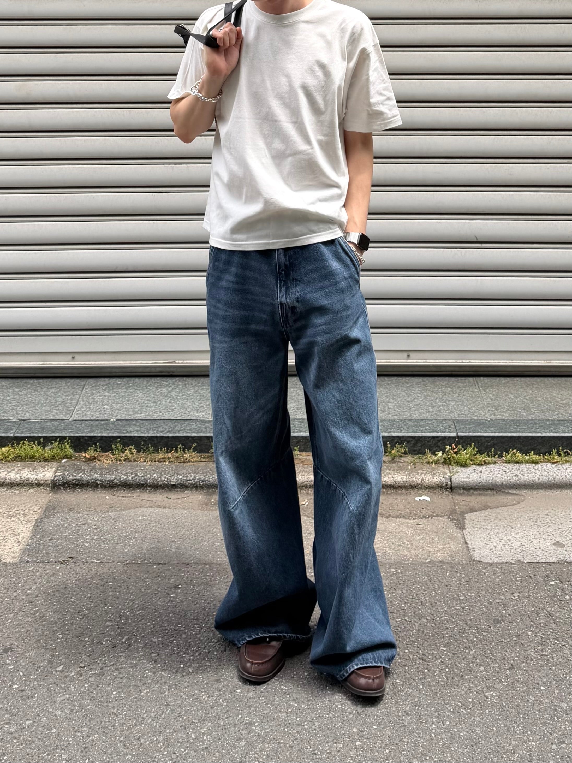 東京店WEB限定受注制【Chikashitsu +】cropped box tee (4color)
