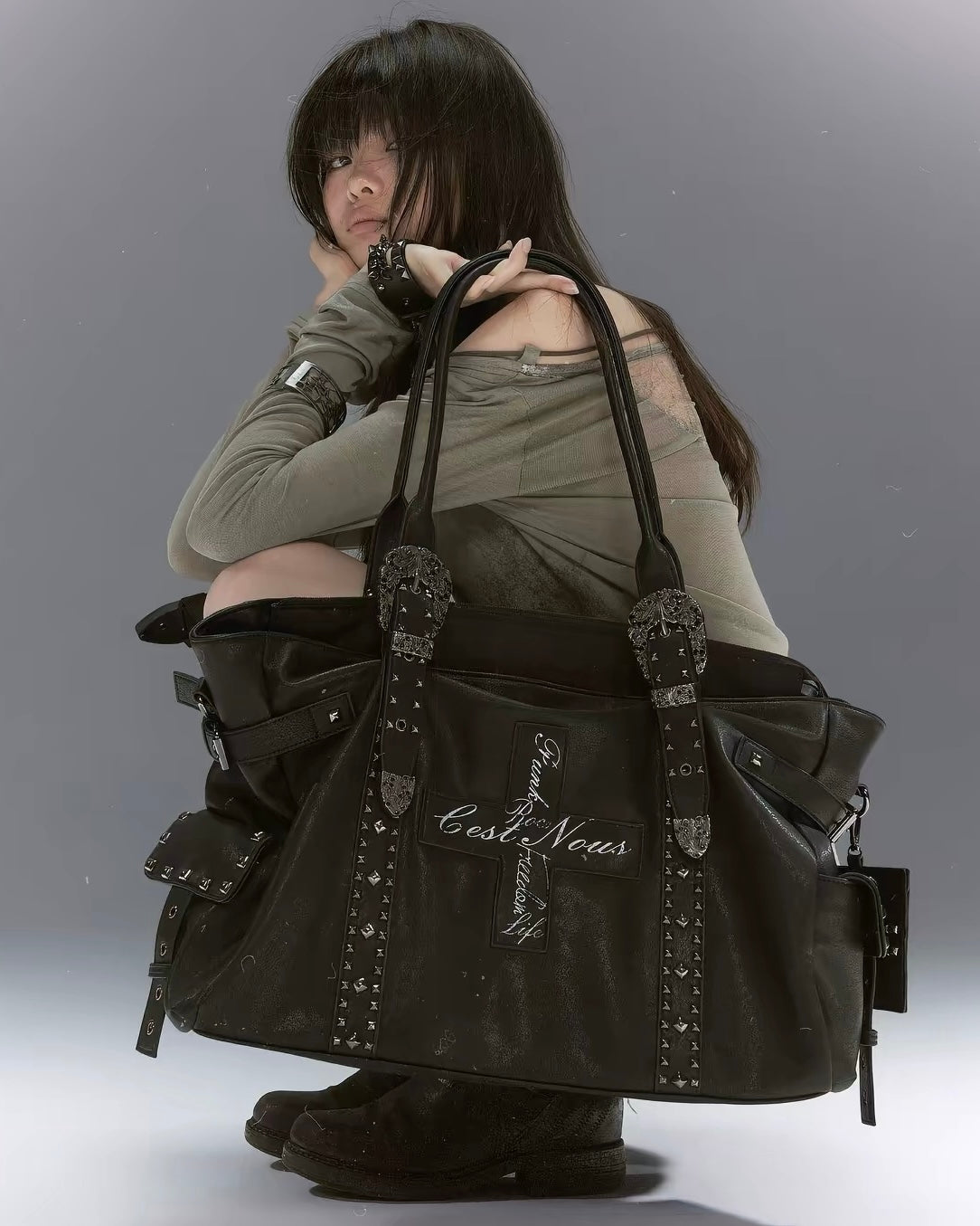 【Cest Nous】Graffiti Cross Leather Bag