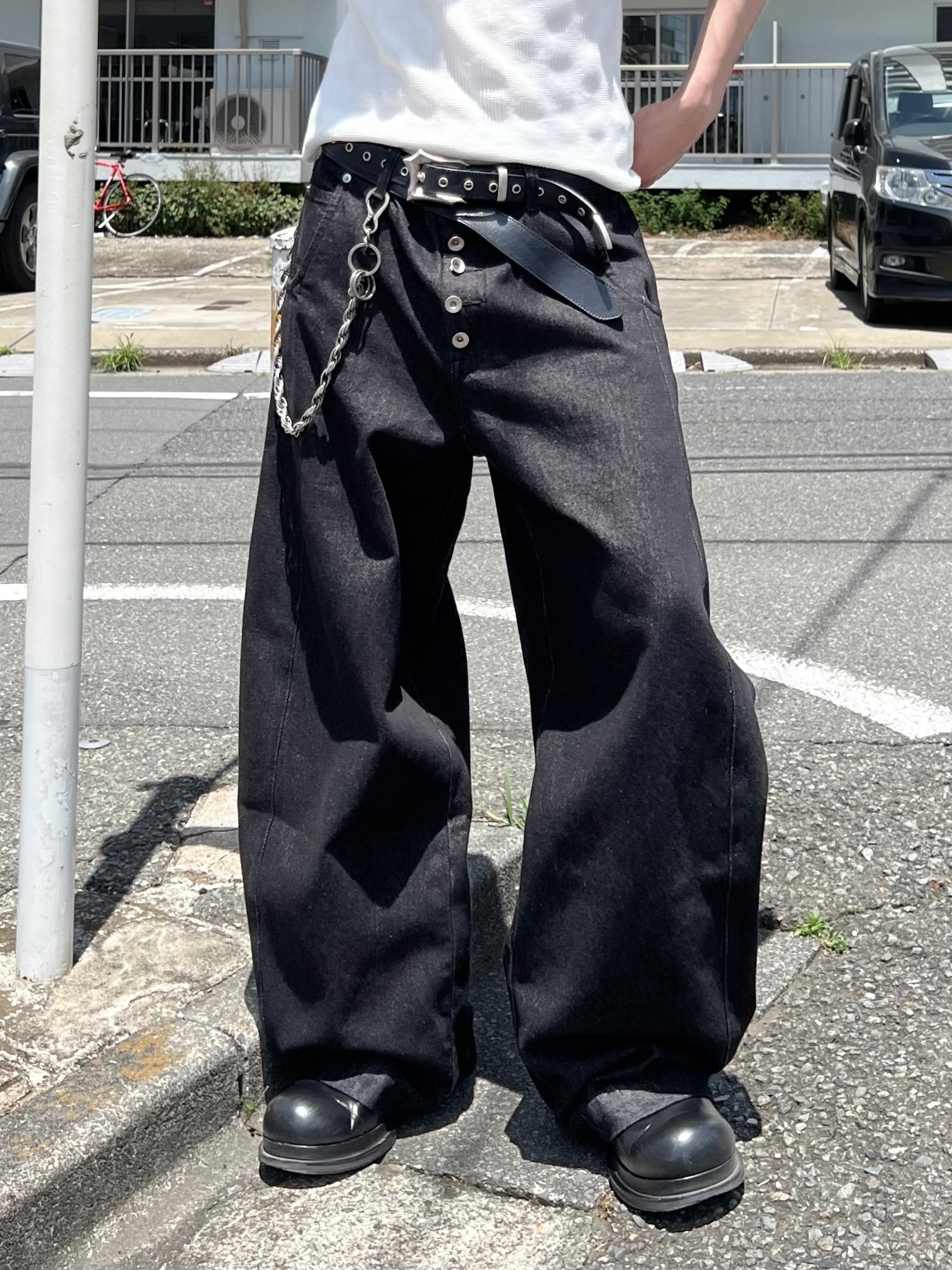 大阪店WEB限定受注制【Chikashitsu +】button fly ballon denim pants (2color)