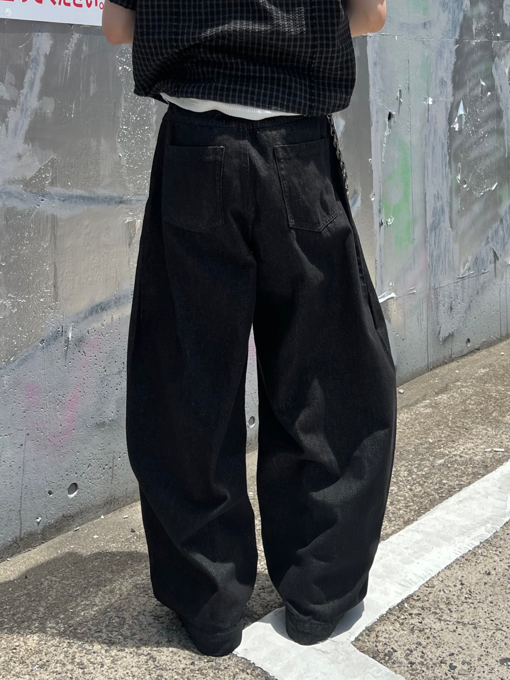 大阪店WEB限定受注制【Chikashitsu +】button fly ballon denim pants (2color)