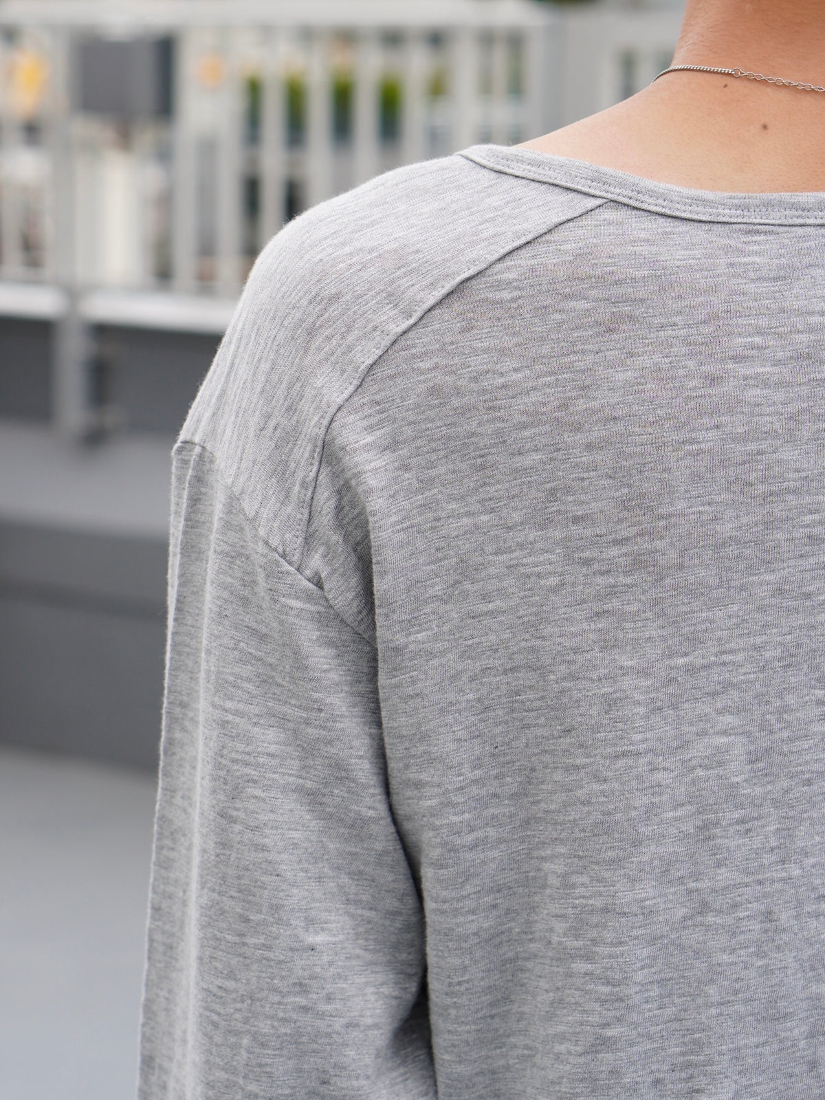 【CHIKASHITSU PLUS HIGH】Steel button henley neck tee (3color)