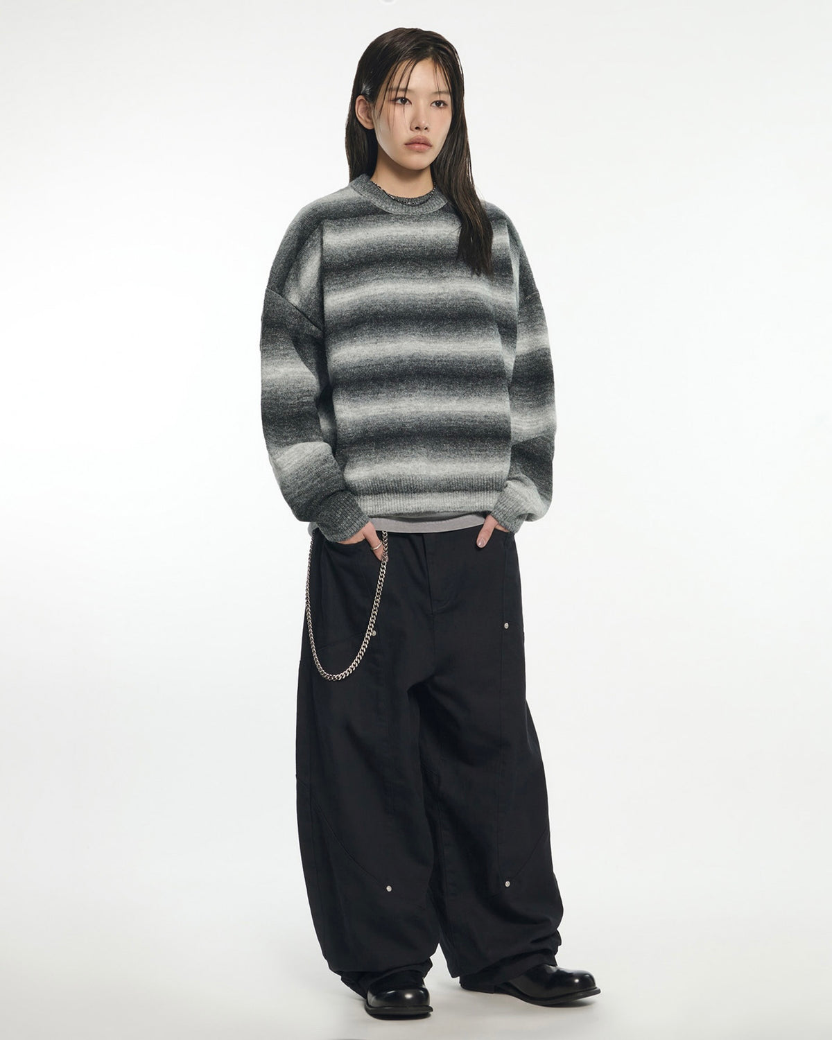 【NOMANUAL】CROPPED GRADATION KNIT