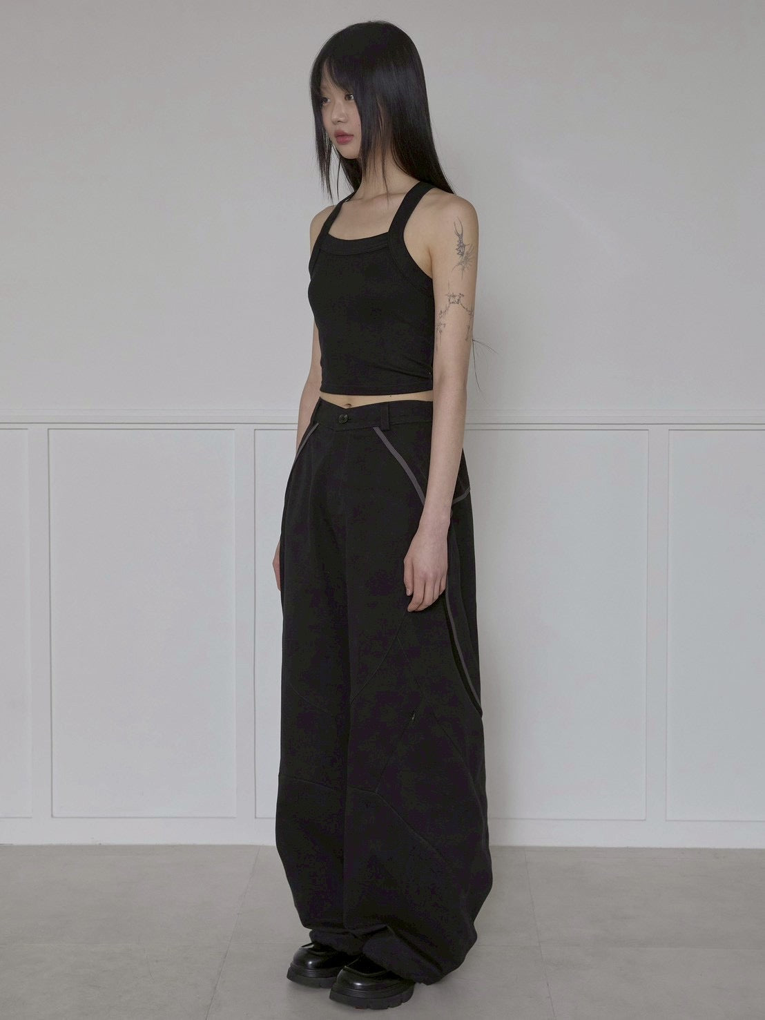 6/22 21:00発売【FLAREUP】Asymmetrical Wide Pants