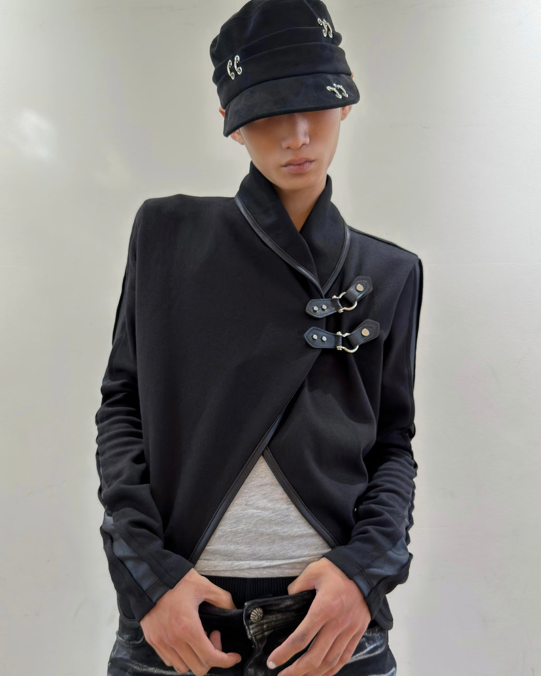 【LECYTO】Multiple Pierced Flap Cap