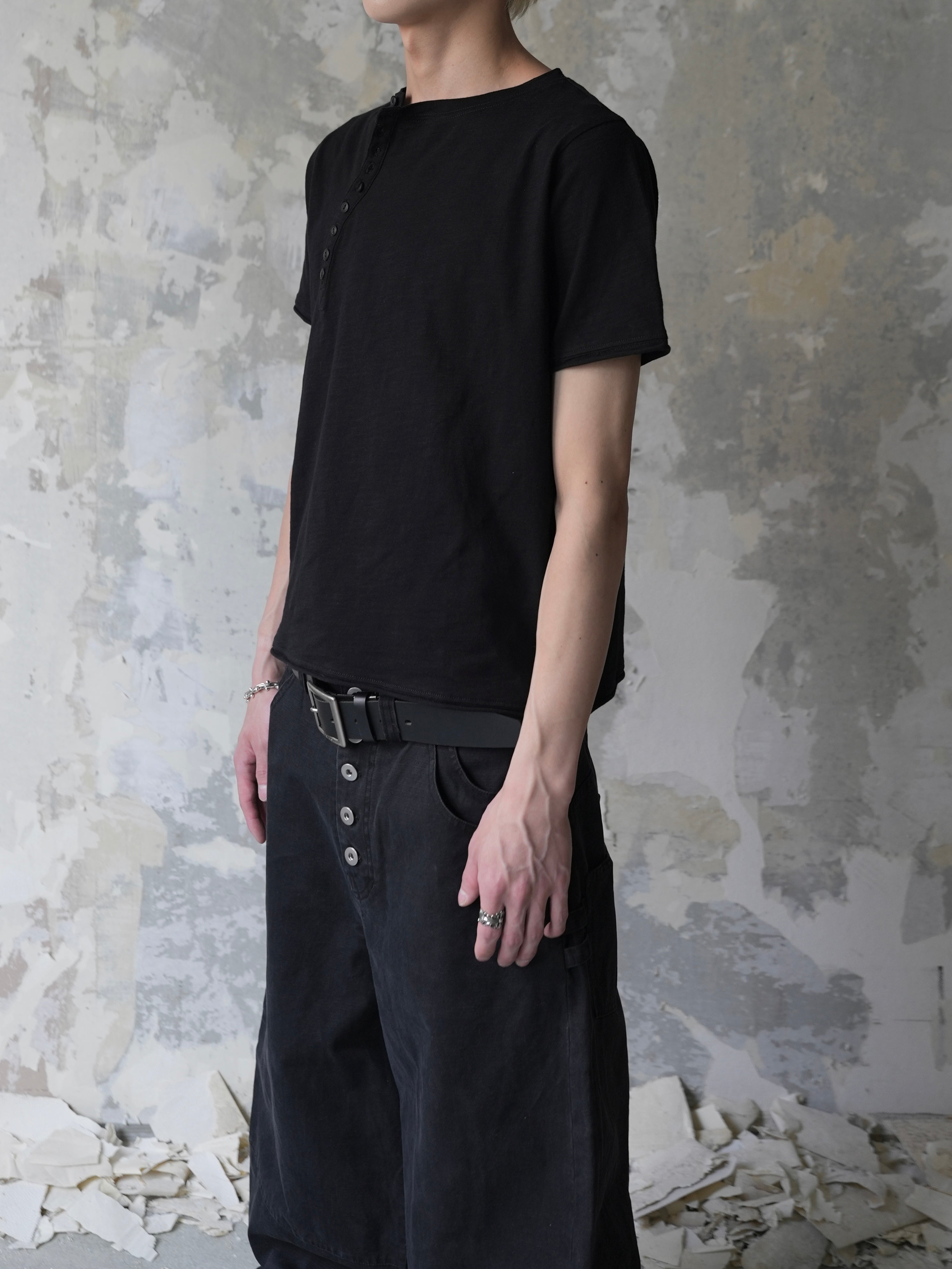 【Lee fi Ne】Offset Henley Tee