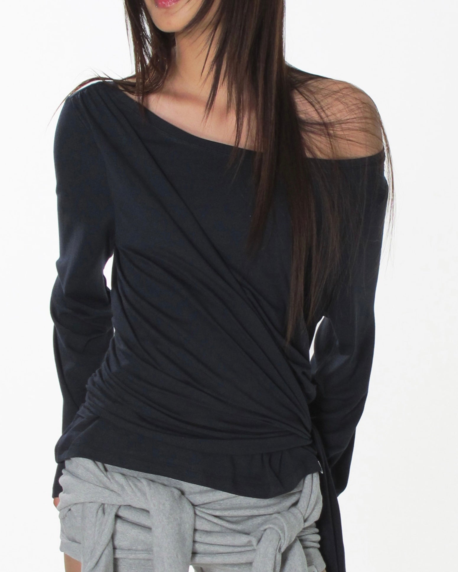 【CRANK】TIED OFF-SHOULDER TOP