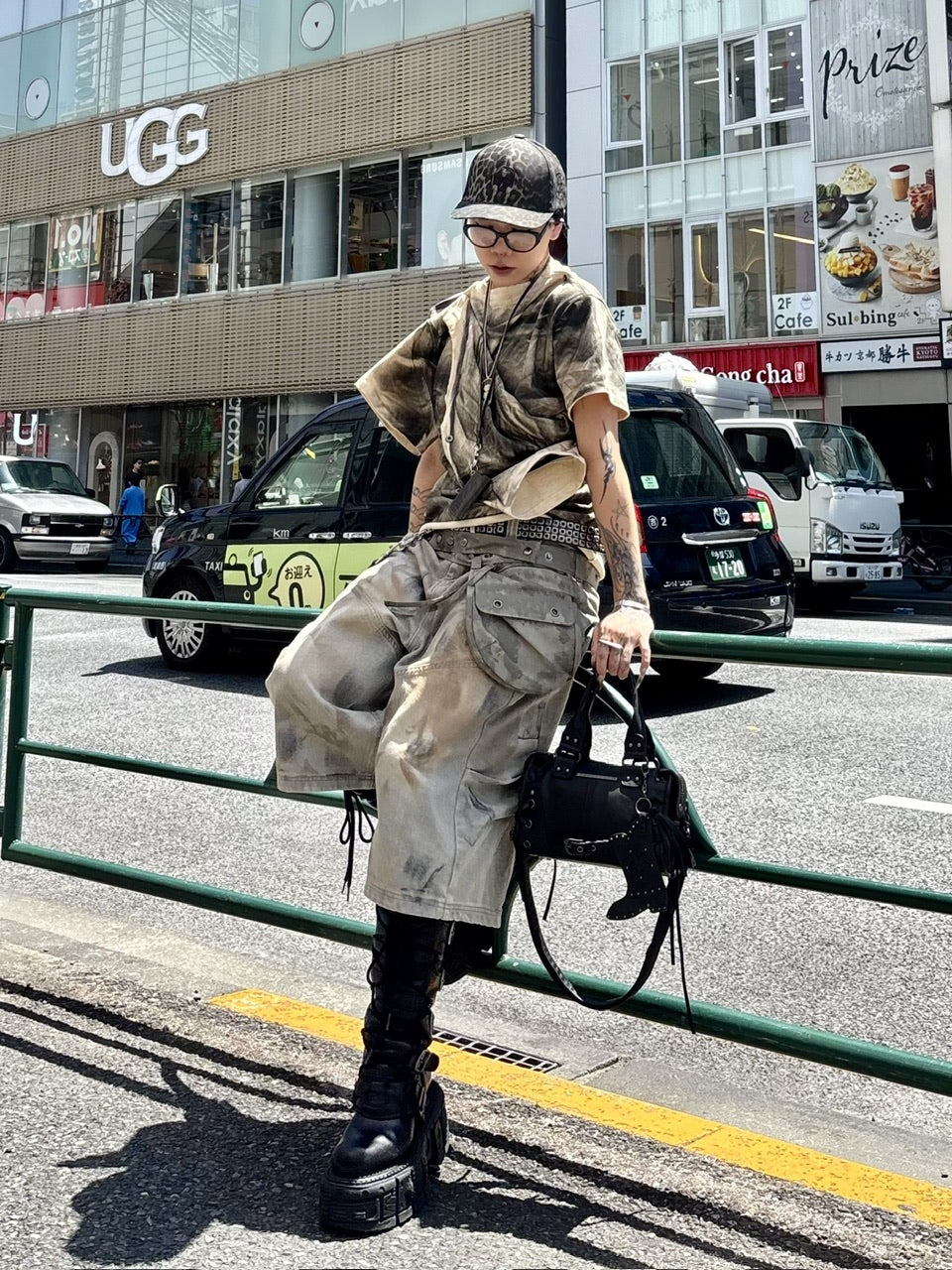国際配送【Never mind the XU】vintage wash buggy half pants