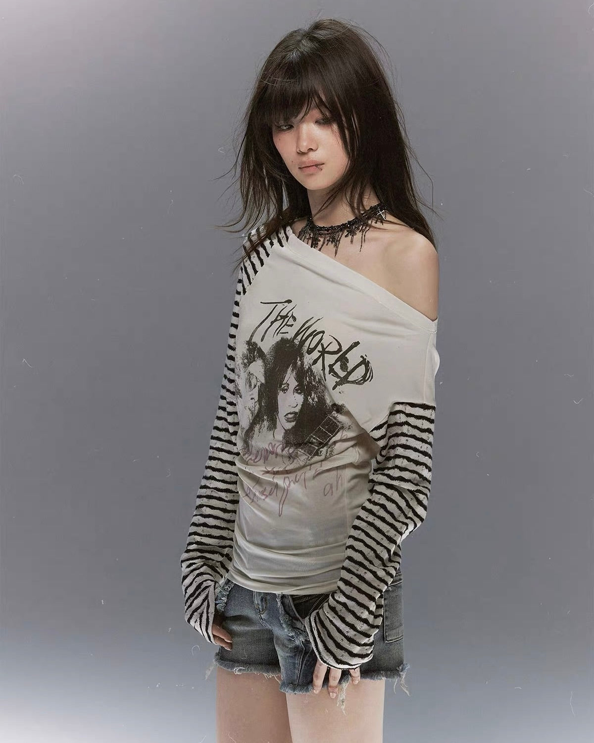 【Cest Nous】Band Graffiti T-shirt