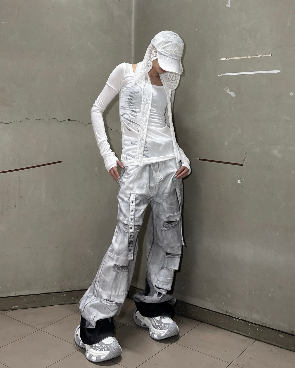 国際配送【Never mind the XU】sheer lettering tight long sleeve tee (3color)