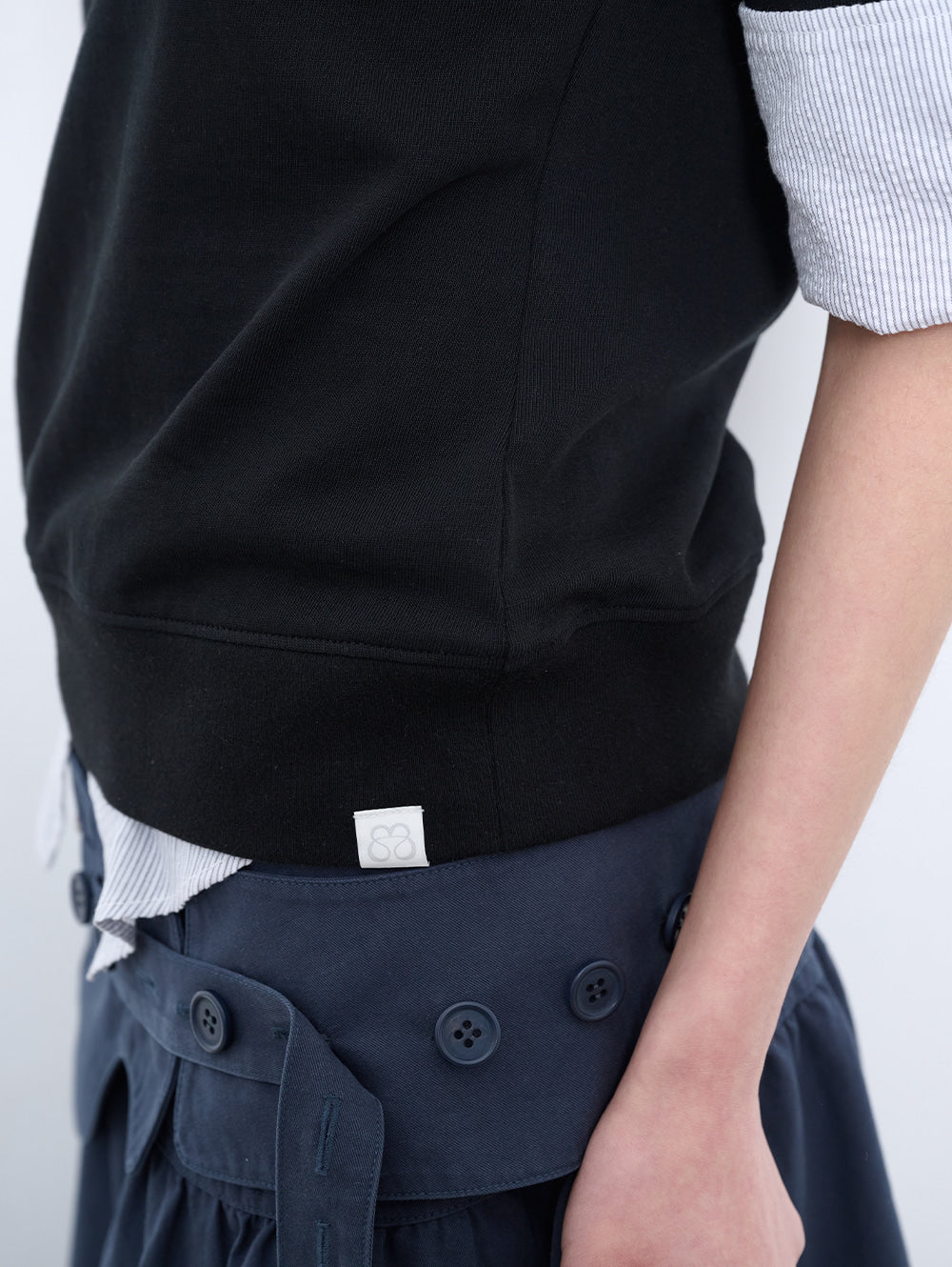 【TUOMIO】ASYMMETRIC COLLAR TOP