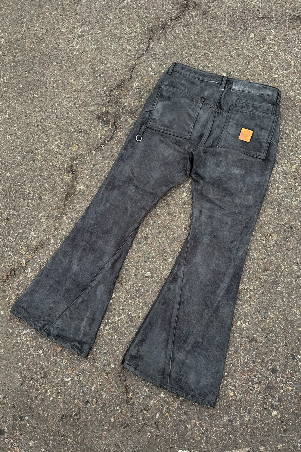 【BEBOF】Black Side Cut Flared Jeans