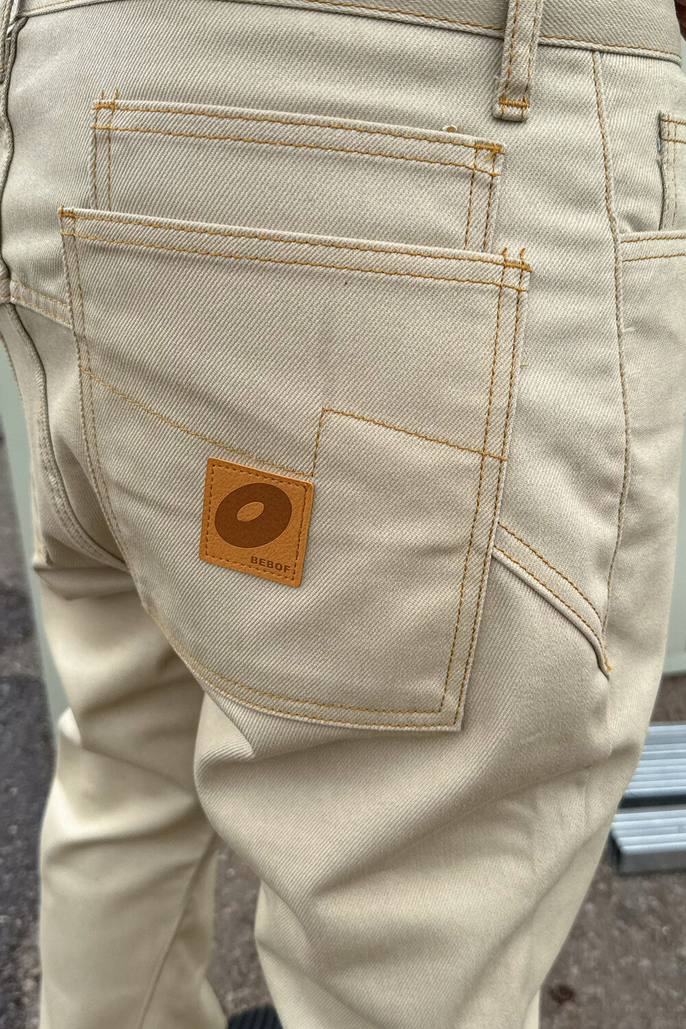 【BEBOF】Beige Side Cut Flared Jeans