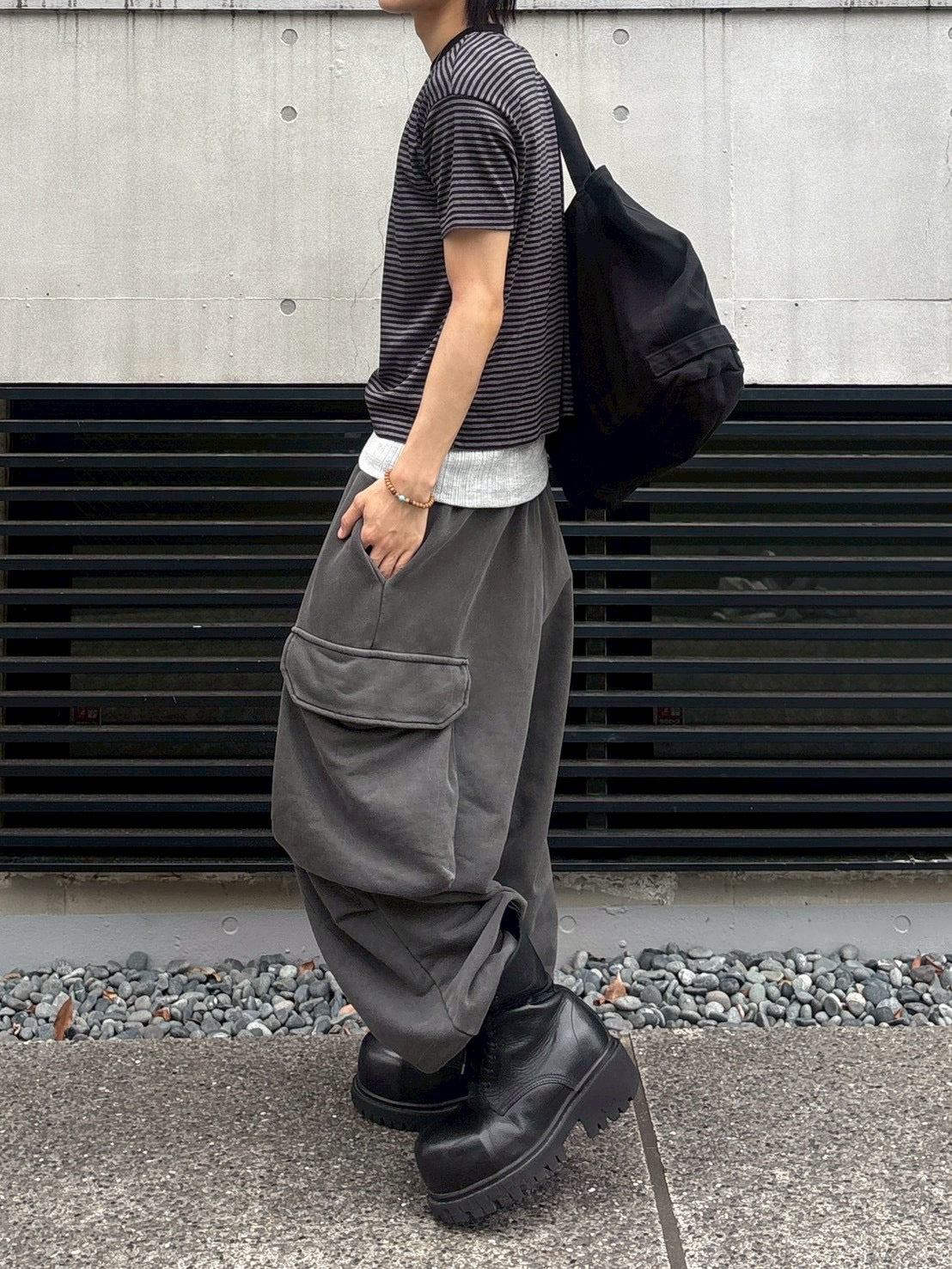 7/4 20:00発売 受注制【nmtc +】Stripe Contrast Semi Crop Tee (2color)