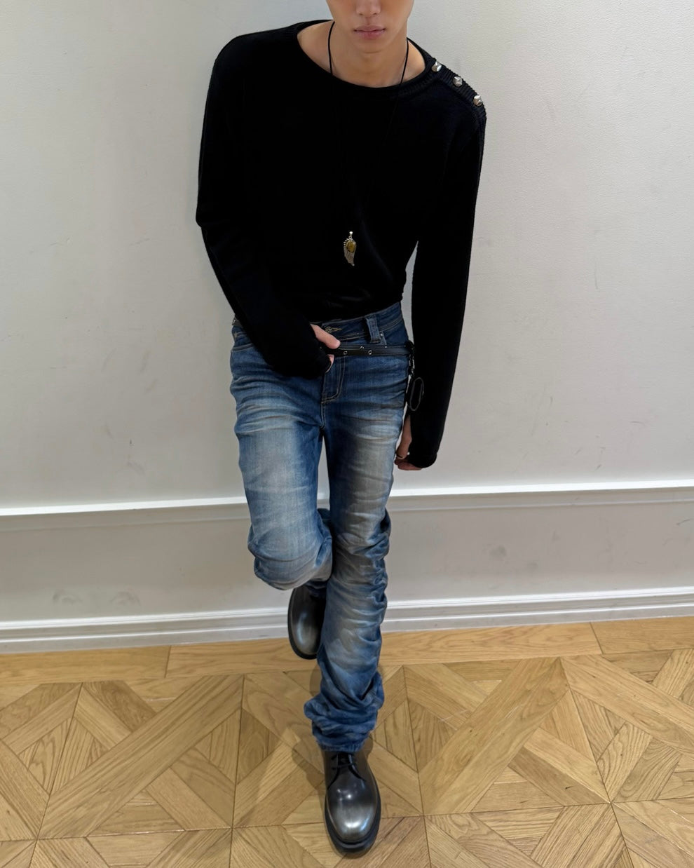 【LECYTO】Glitch Washed Curved Denim Pants