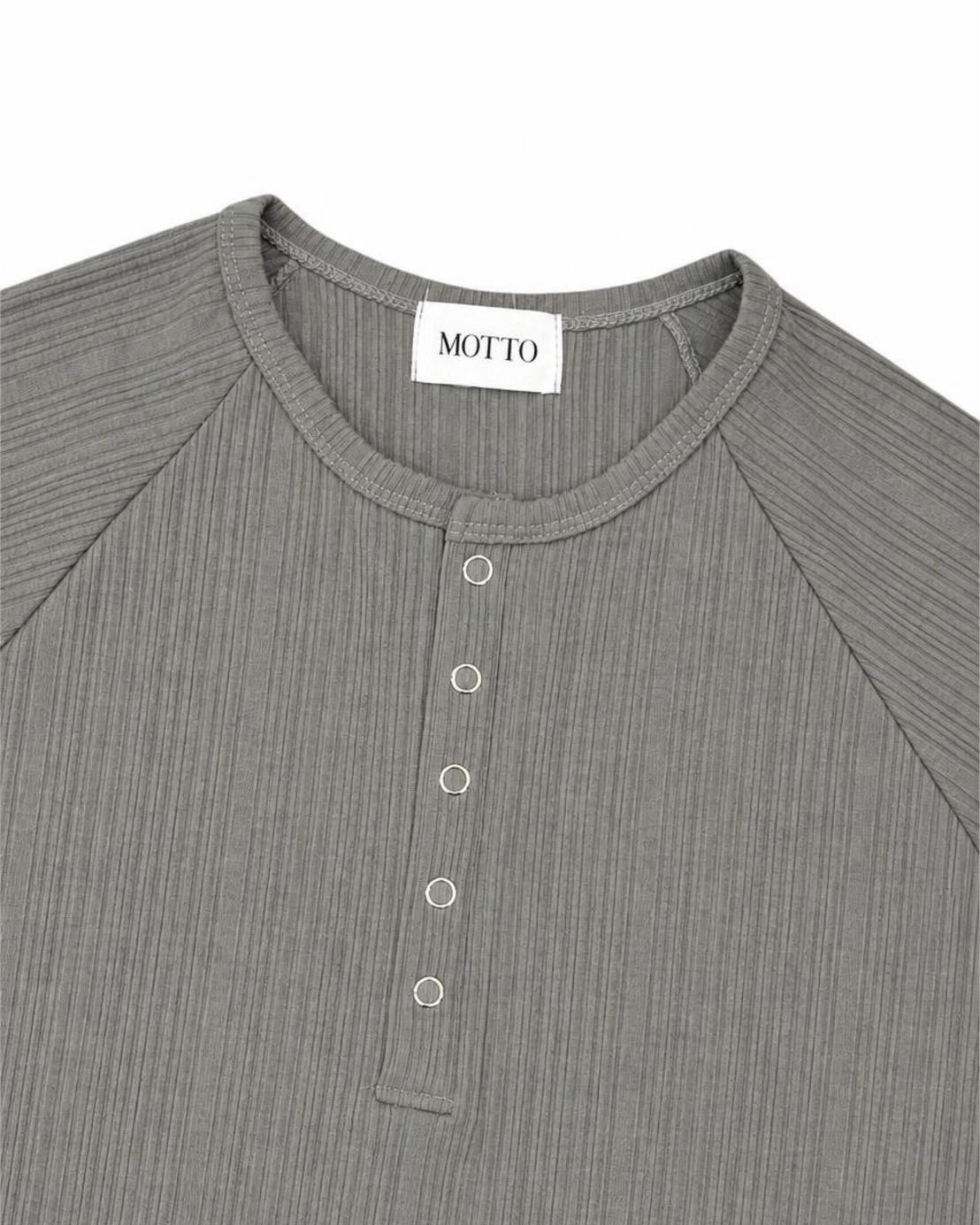 受注制【nmtc+】Snap henley neck ribbed slim top (4color)