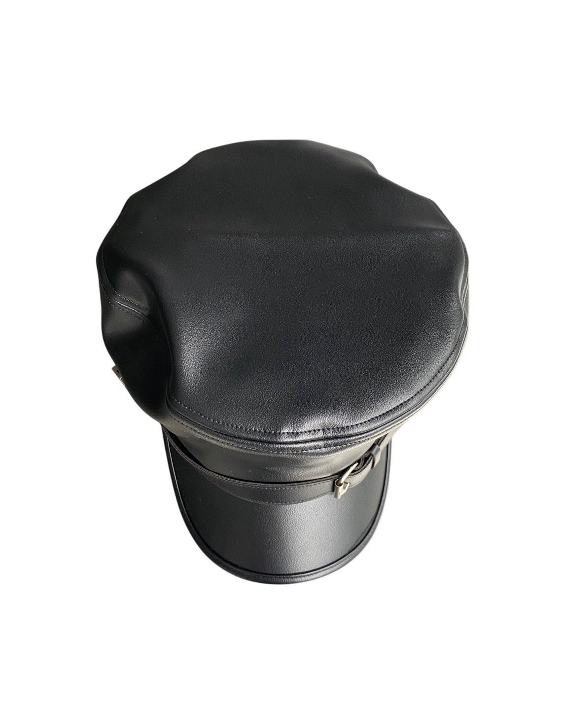 【YIKAI LABORATORY】LORRAINE CROSS SYMBOL LEATHER CAP