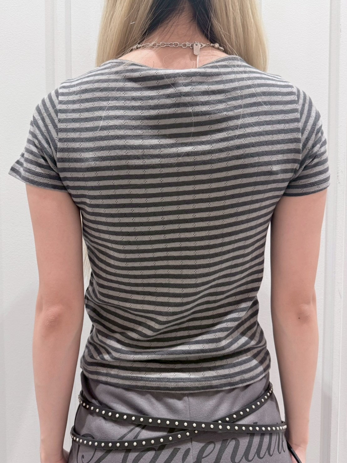 7/4 20:00発売 受注制【nmtc+】Stripe U-Neck Button Tee (2color)