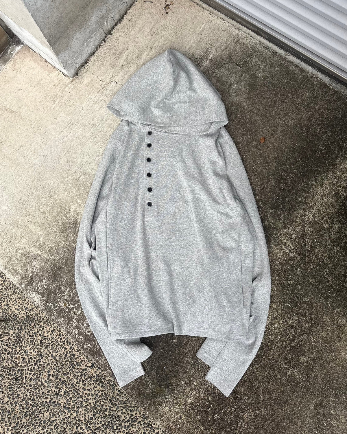 【Lee fi Ne】 Offset Hooded Henley Top