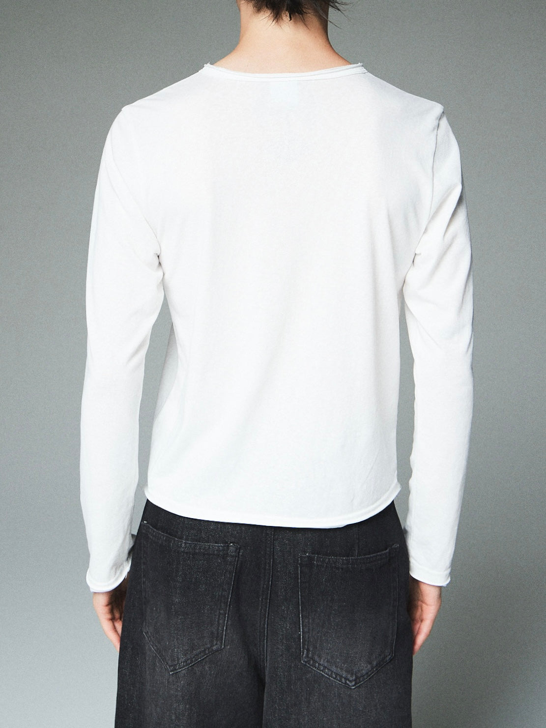 7/10 20:00 発売【CS】cut off henley neck tee