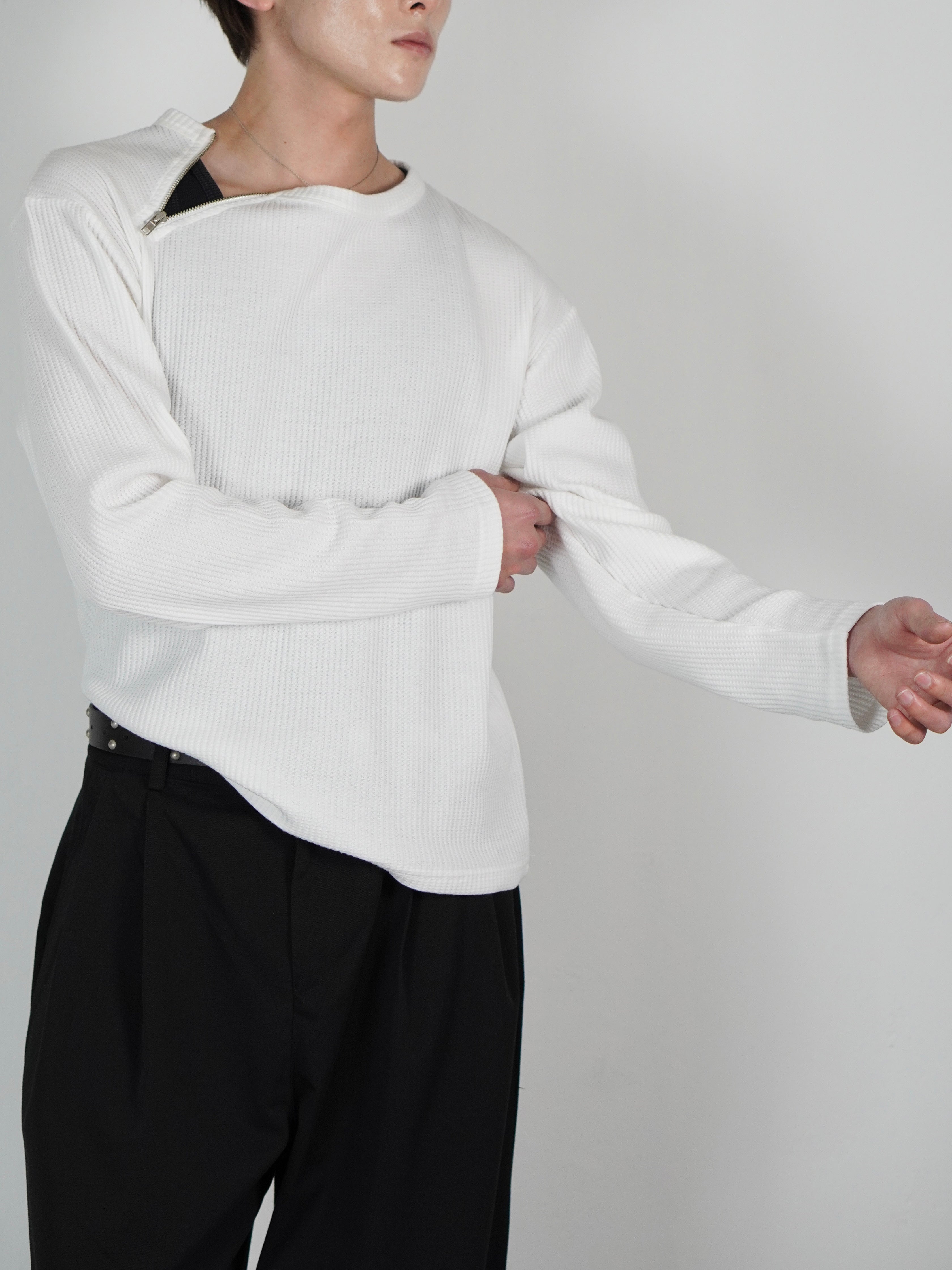 受注制【Chikashitsu +】metal zip waffle long sleeve (2color)