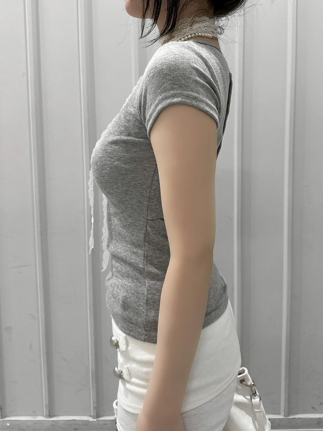 渋谷109店WEB限定受注制【nmtc+】Back Button Slit U-Neck Tee (5color)