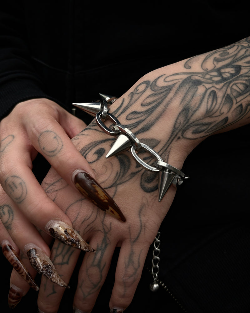 受注制【Never mind the XU】spike bracelet