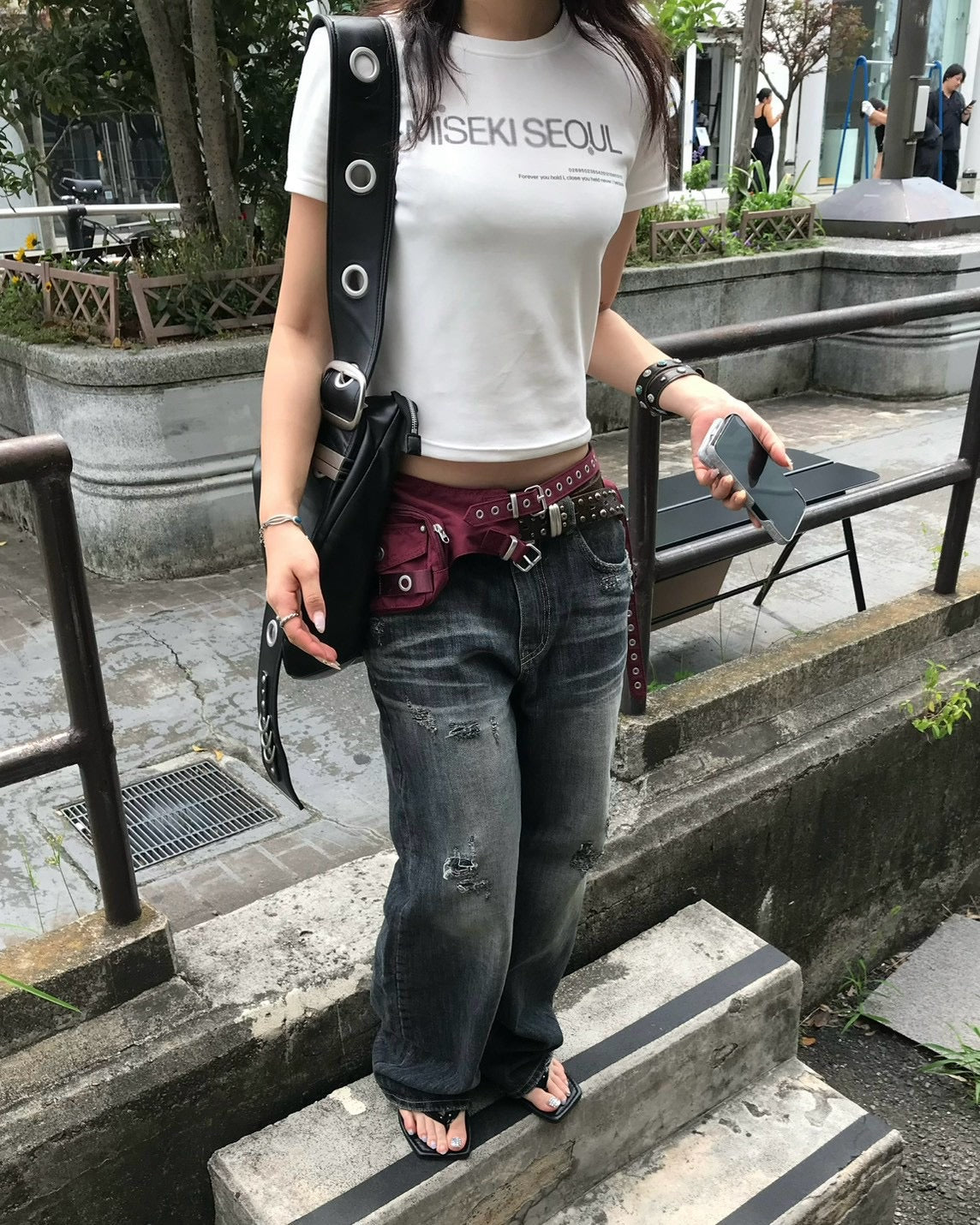 受注制【OaKS】faded wide-leg denim pants